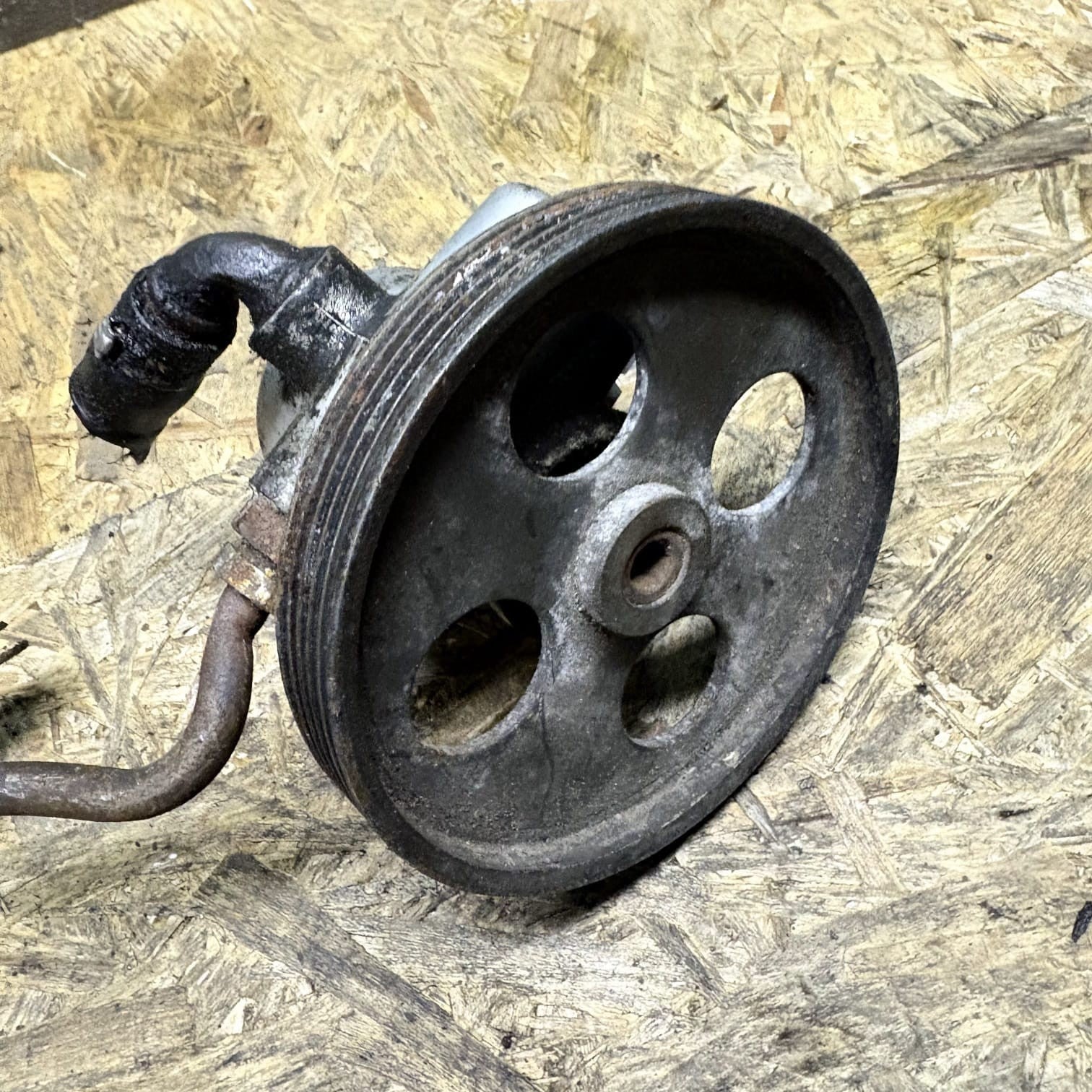 Citroen Xsara Peugeot 306 1.4 KFX TU3JP Power Steering Pump 26049438 9634070580