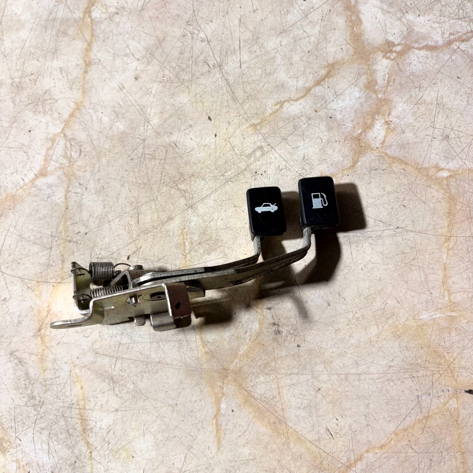 SUZUKI LEVER FUEL LID and BONNET OPENER