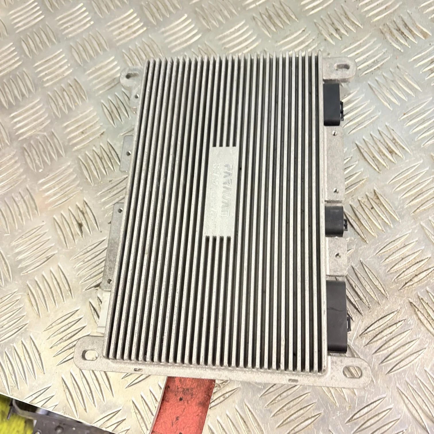 F42100001011 Toyota Camry Amp Audio Sound System Amplifier 12V 86280-AA073