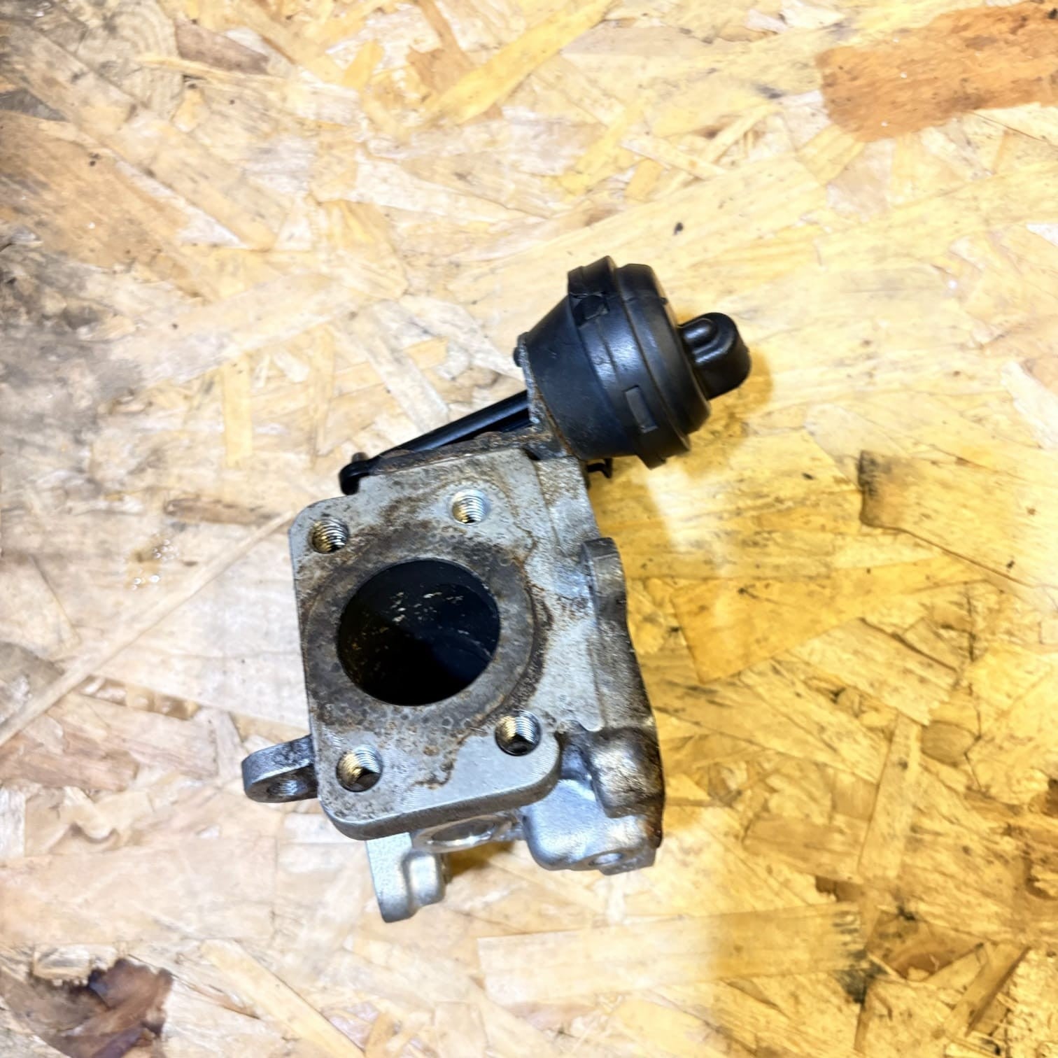 103557 BUTTERFLY VALVE EGR VOLKSWAGEN PASSAT 2.0 D 103KW 6M 5P (2006) PARTS