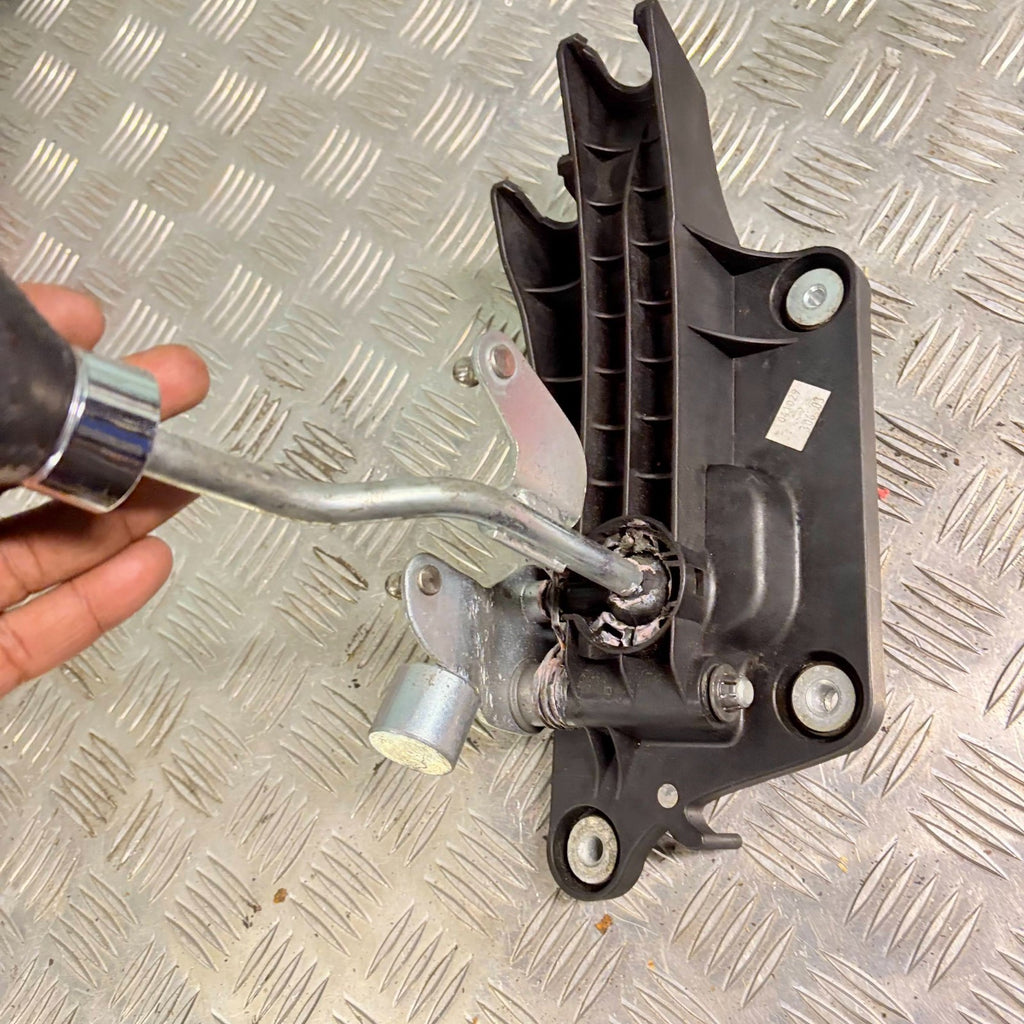 Mazda 3 BK 2003-2009 Petrol 5 Speed Manual Gear Selector Shifter BP4K-46-100C