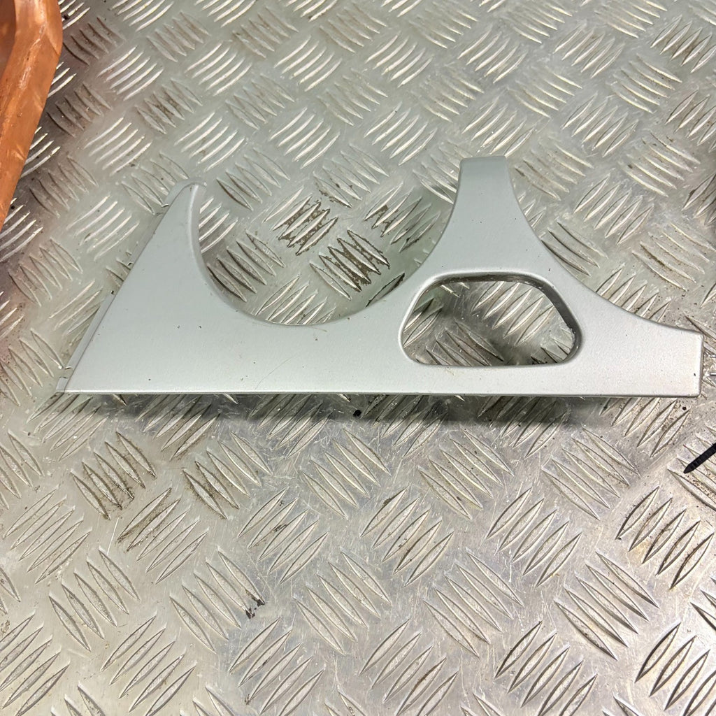 MERCEDES BENZ E CLASS E300 1999 HEADLIGHT LOWER COVER FRAME TRIM FRONT LEFT