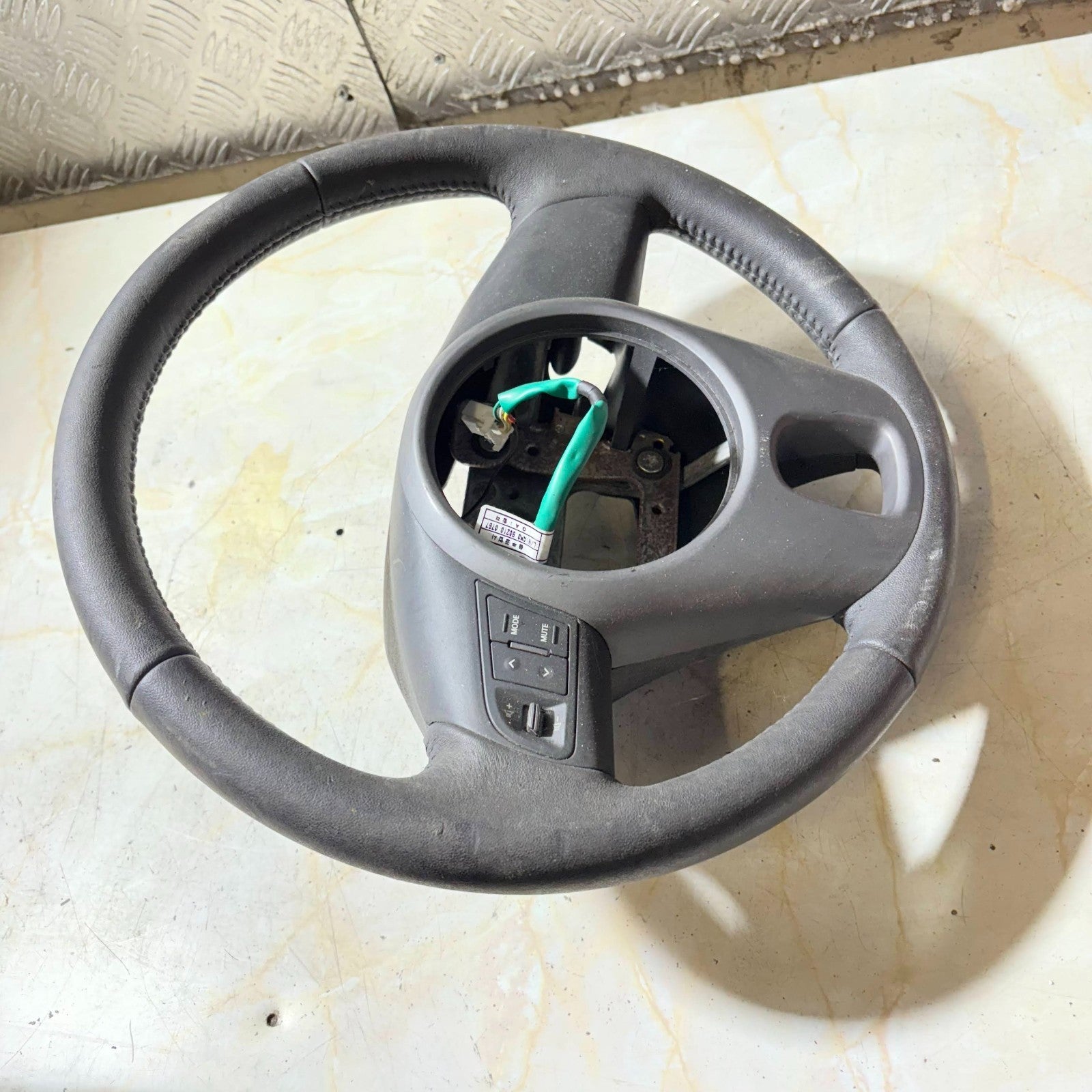 KIA RIO MK3 UB 2011-2014 STEERING WHEEL AUDIO MULTIFUNCTION BUTTONS SWITCHES