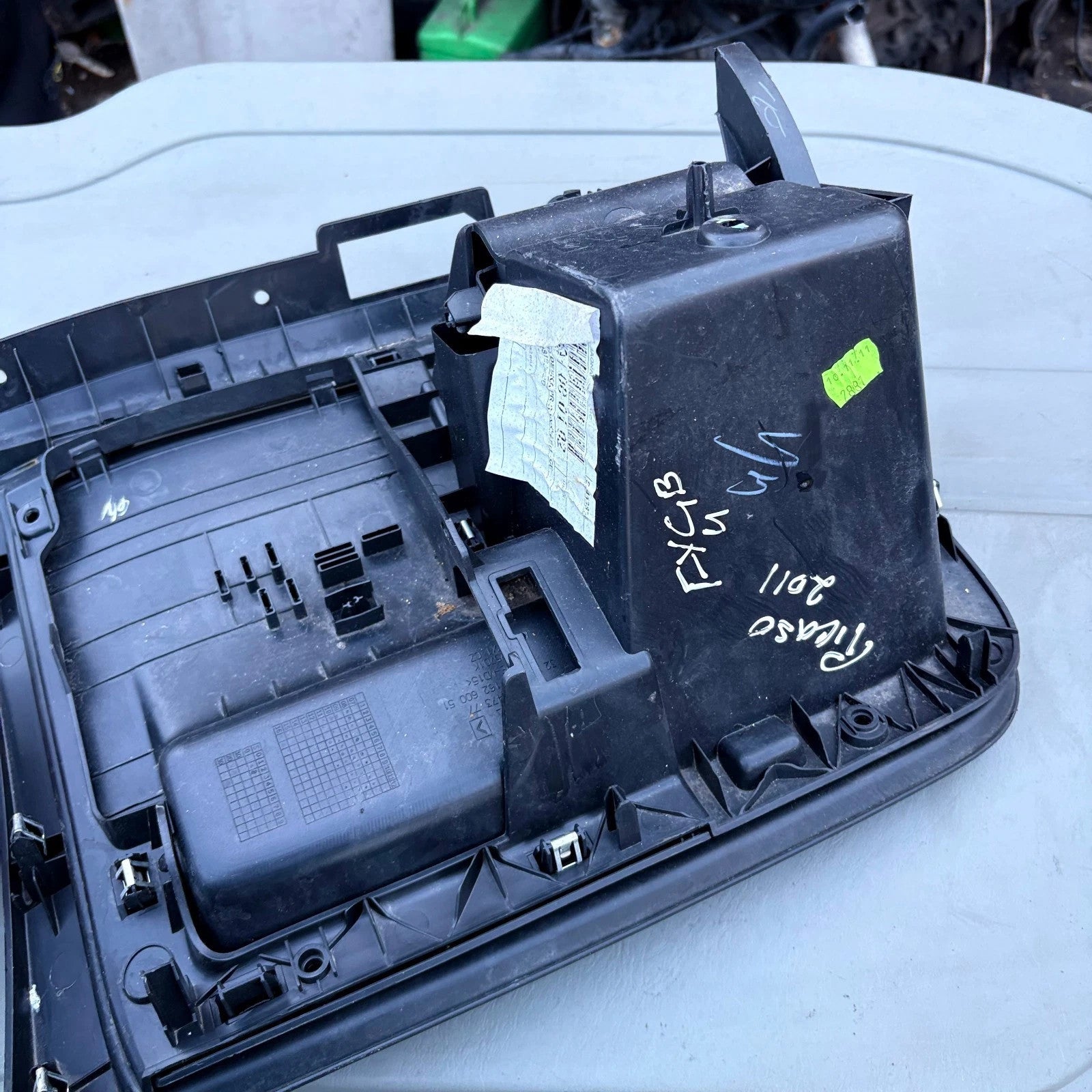 Citroen C3 Picasso 2011-2017 Dashboard Glove Box Compartment 9682536477