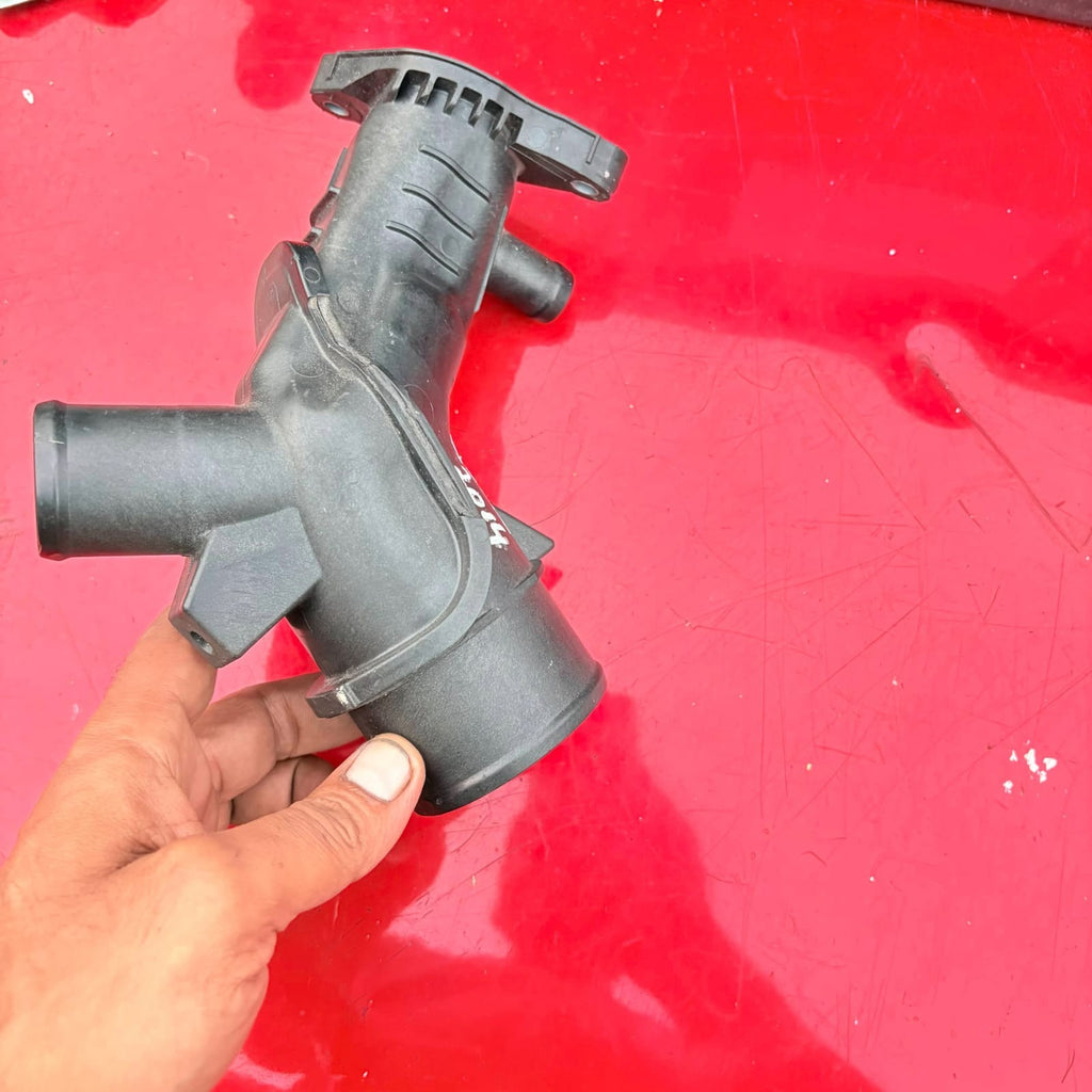 RENAULT CAPTUR 2014 Mk1 1.5 DCI AIR INTAKE PIPE HOSE 1207500