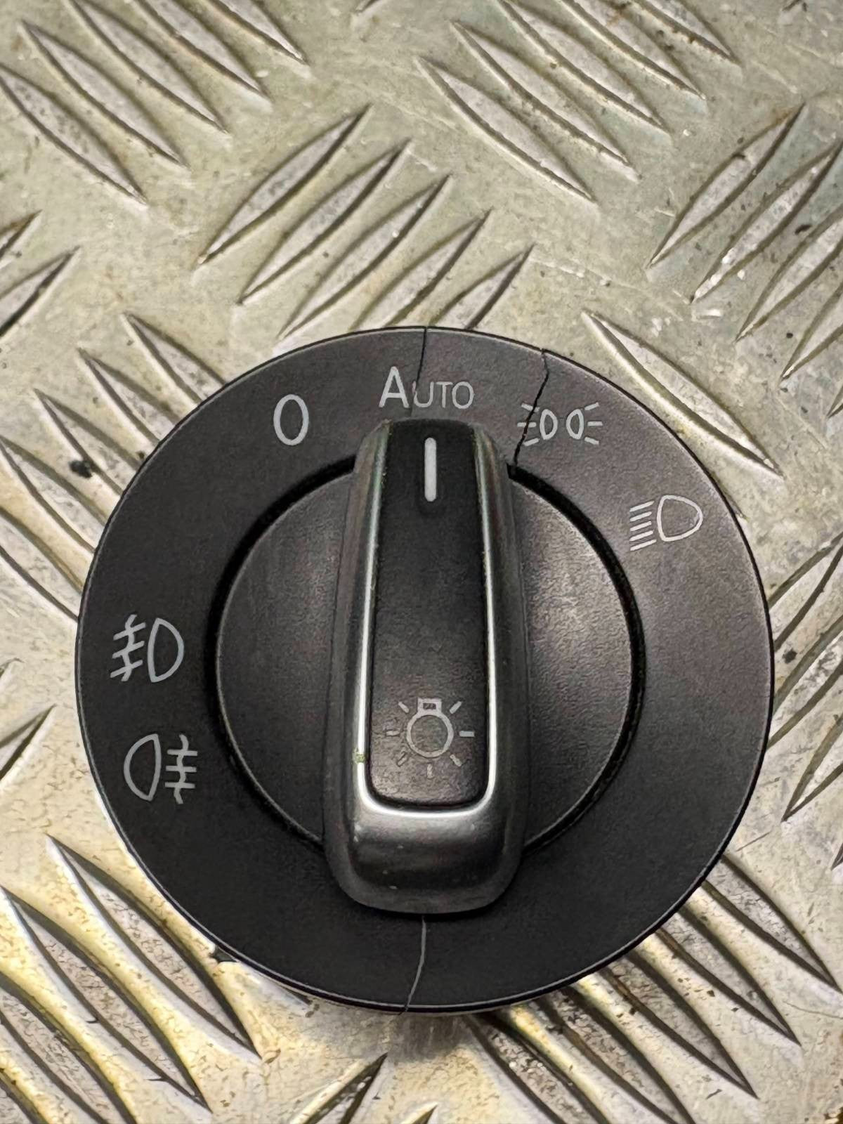 Car Headlight Fog Light Switch For Scirocco 2010 (PA6GFGB30)