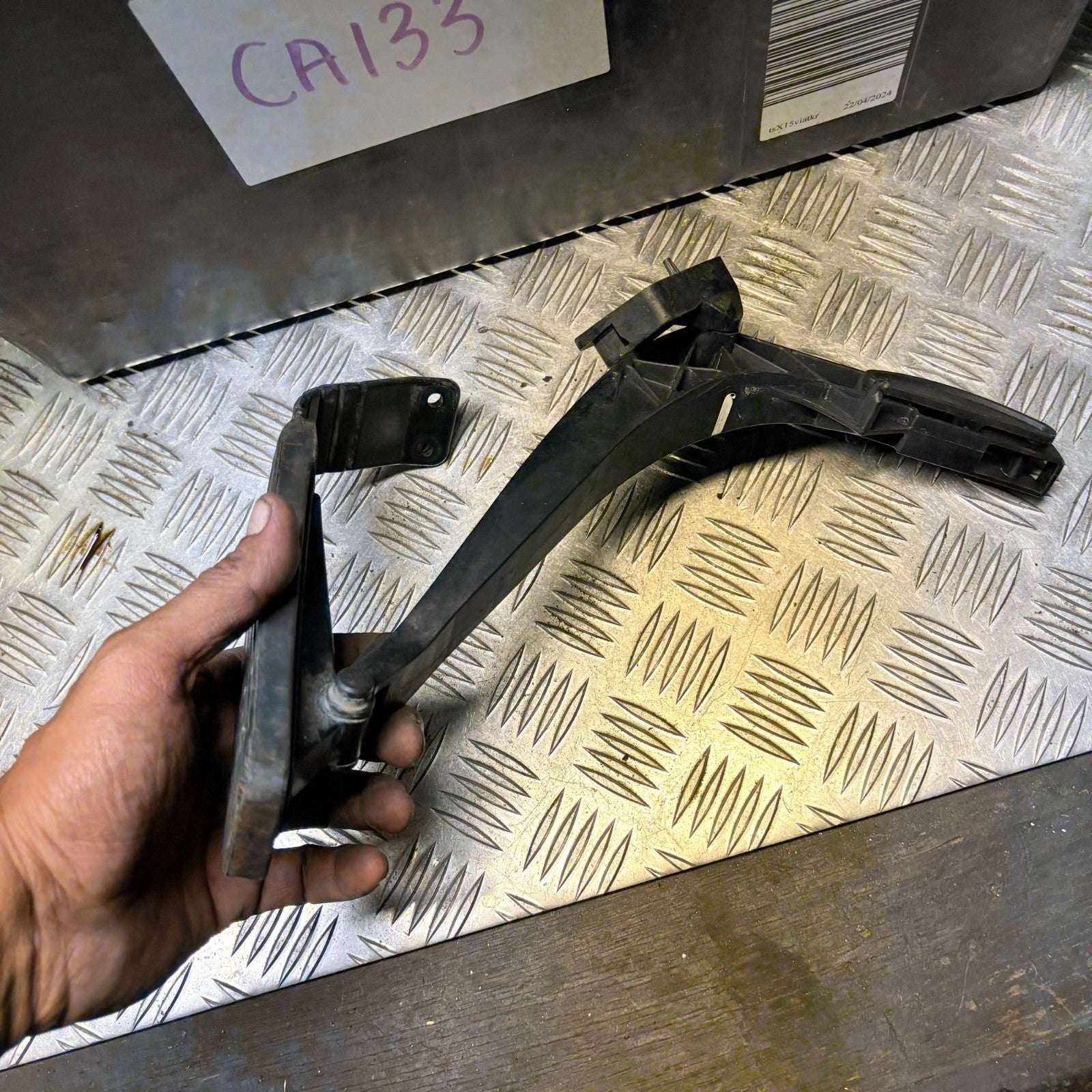 Mercedes CLK W208 C208 1998 Acceleration Throttle Pedal 124 301 13 20