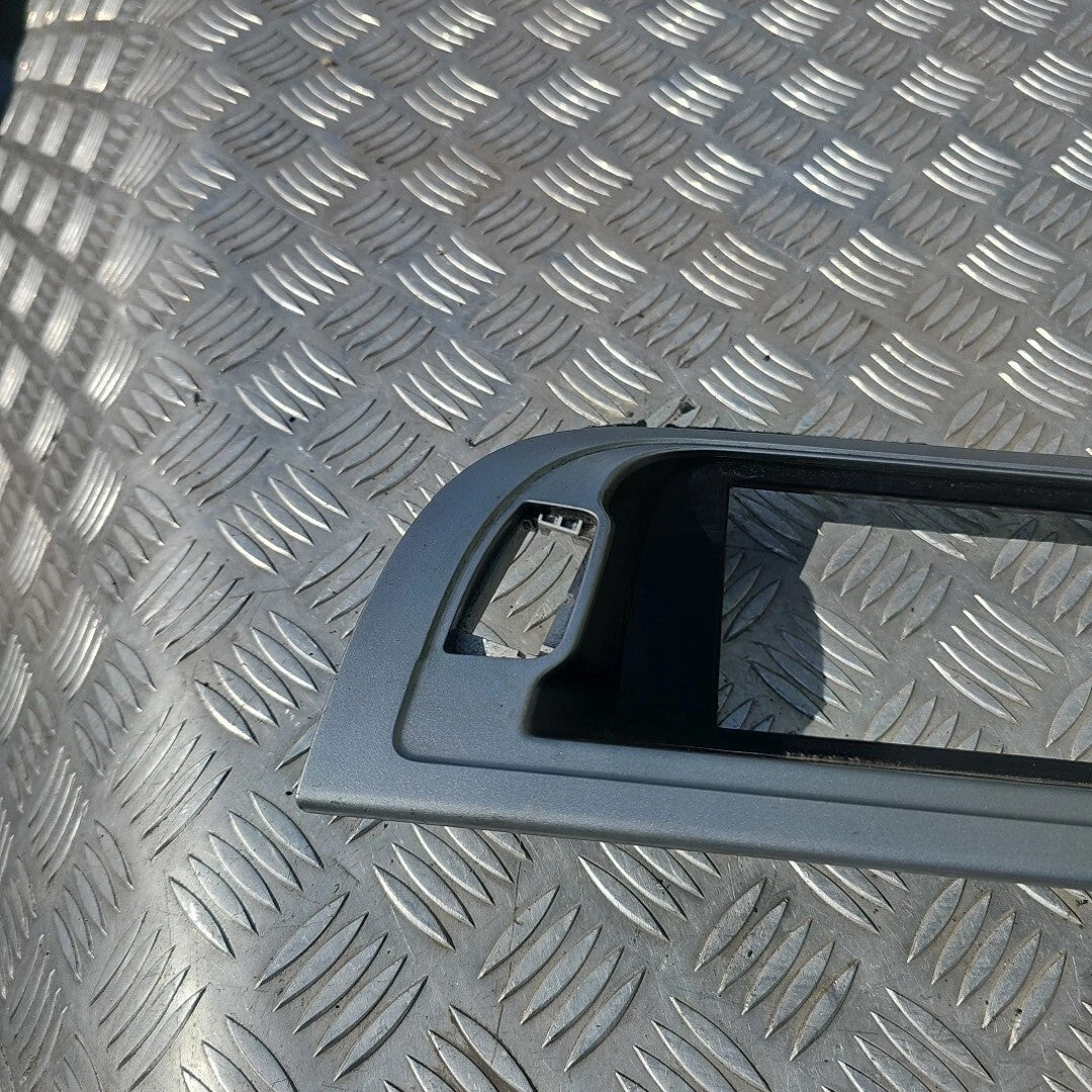 AUDI A4 B8 8K (2008 > 2015) DASHBOARD SCREEN SURROUND TRIM 8K2857185G