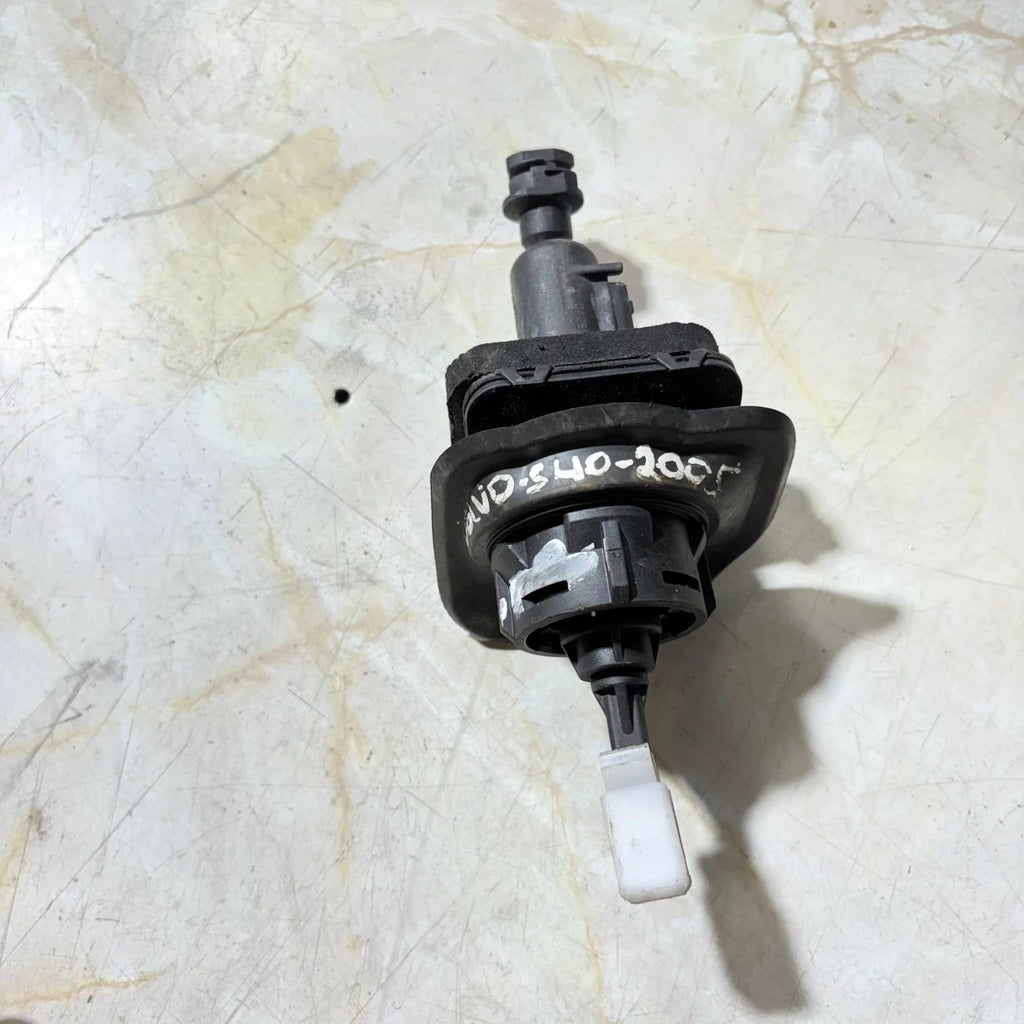 Ford Clutch Master Cylinder 1838946 2005