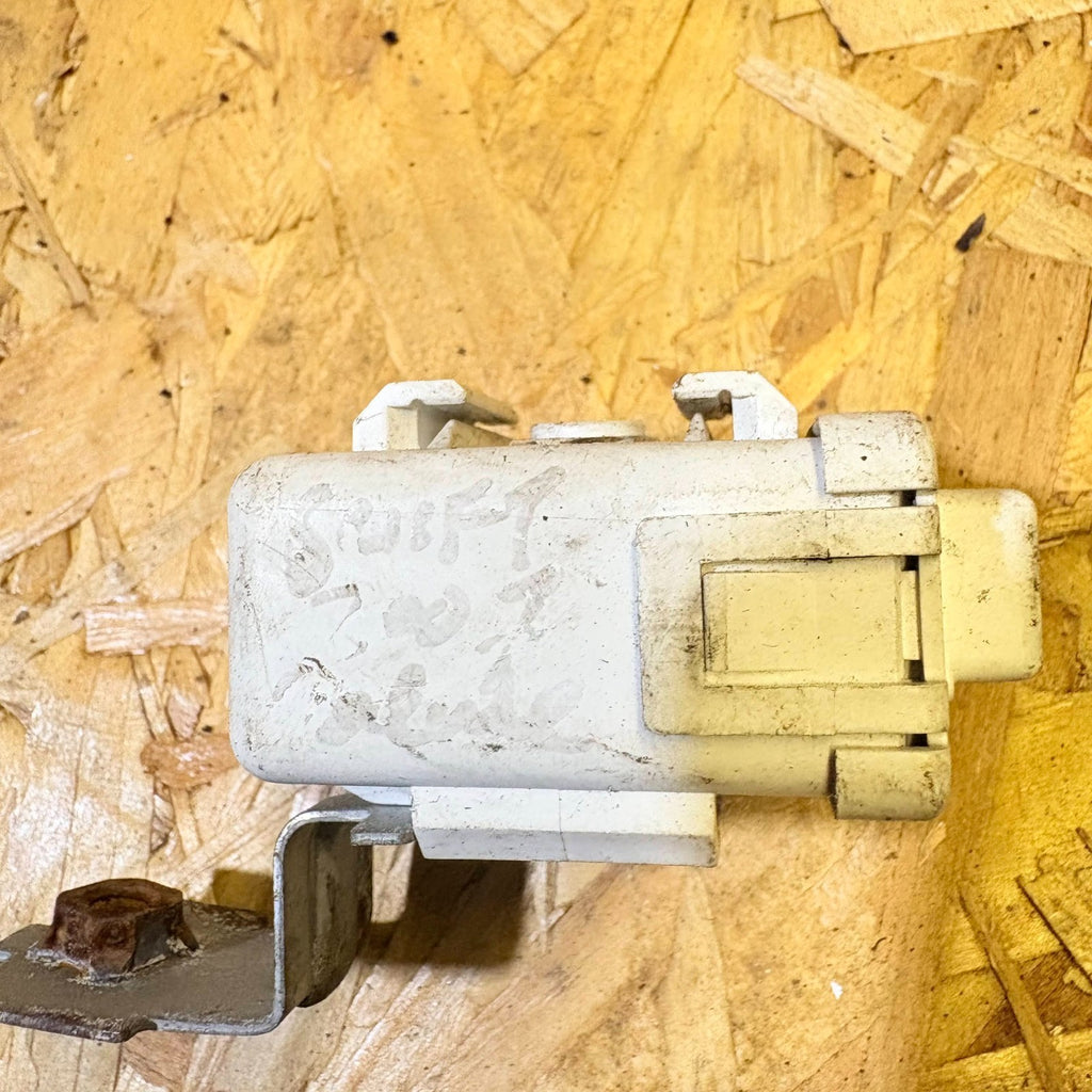 10R022557 Electronics Module for SUZUKI SWIFT 2010