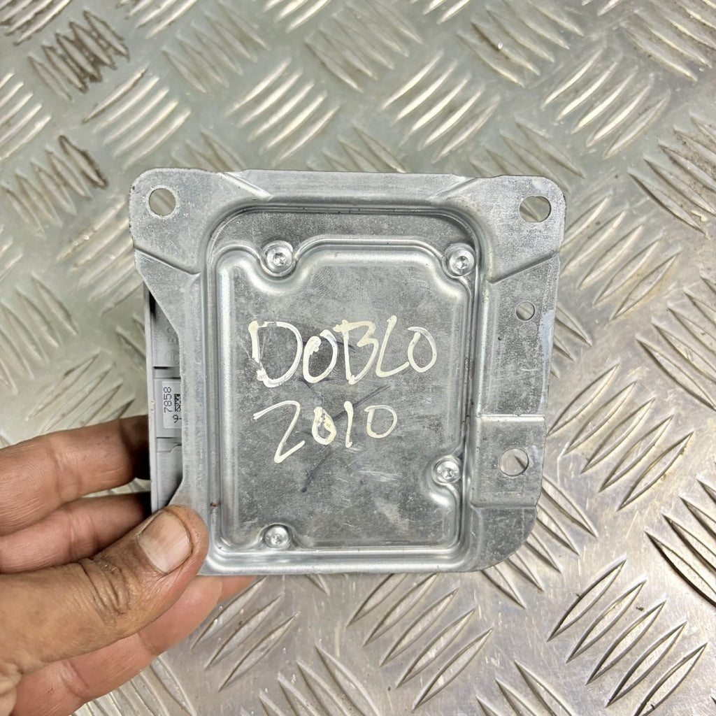 Fiat Doblo 2010 Control unit module 0285010547 IPJ123819
