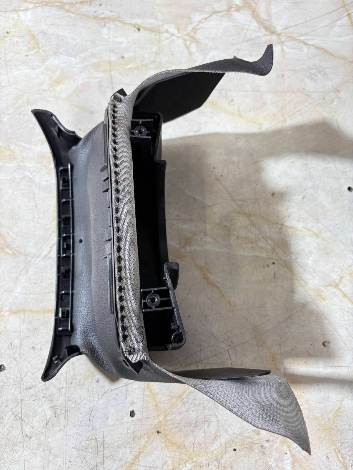 CITROEN DS3 STEERING COLUMN UPPER SURROUND TRIM 9686363077 2009-2017