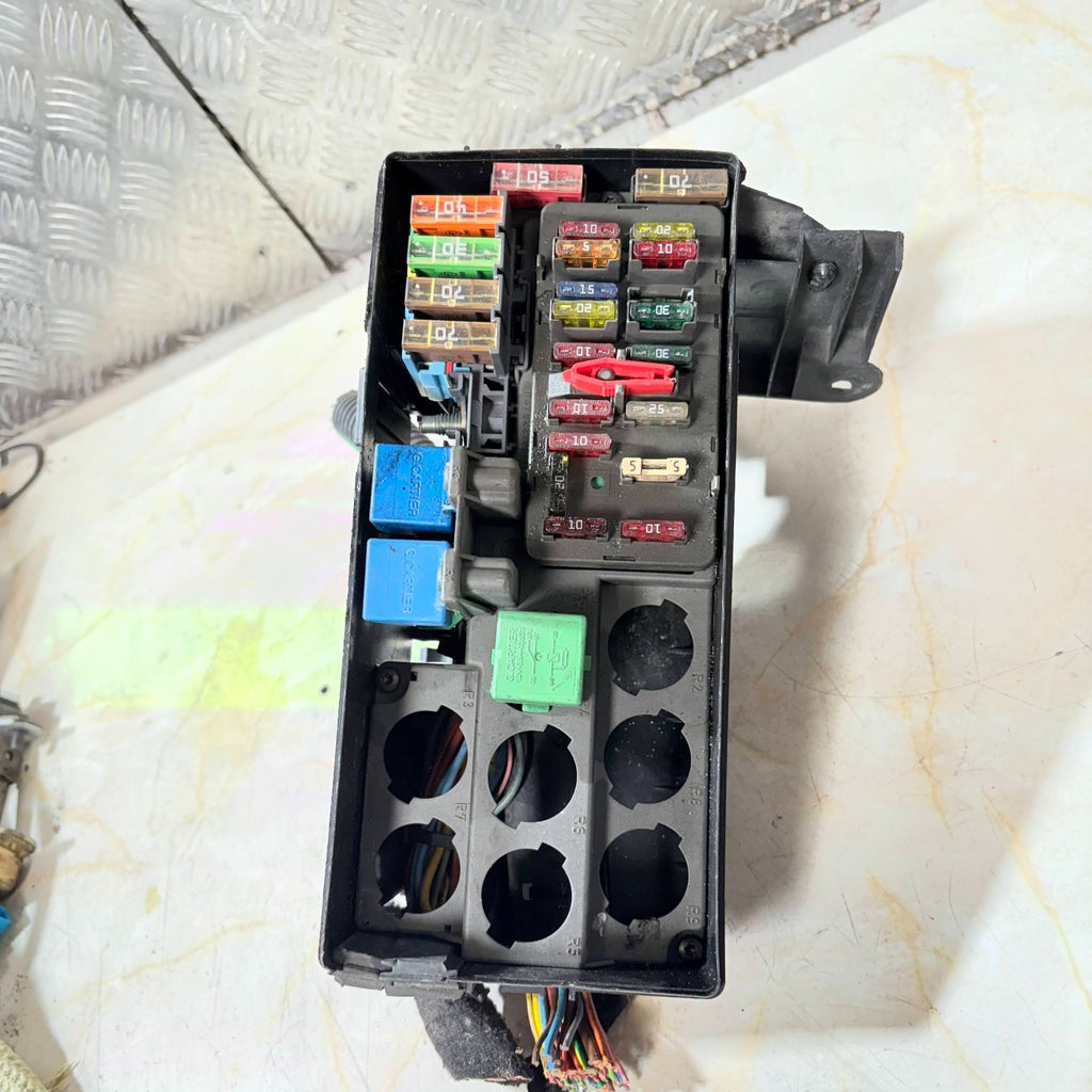 FIAT SCUDO 95-06 1.9D Fuse Box-Under Bonnet