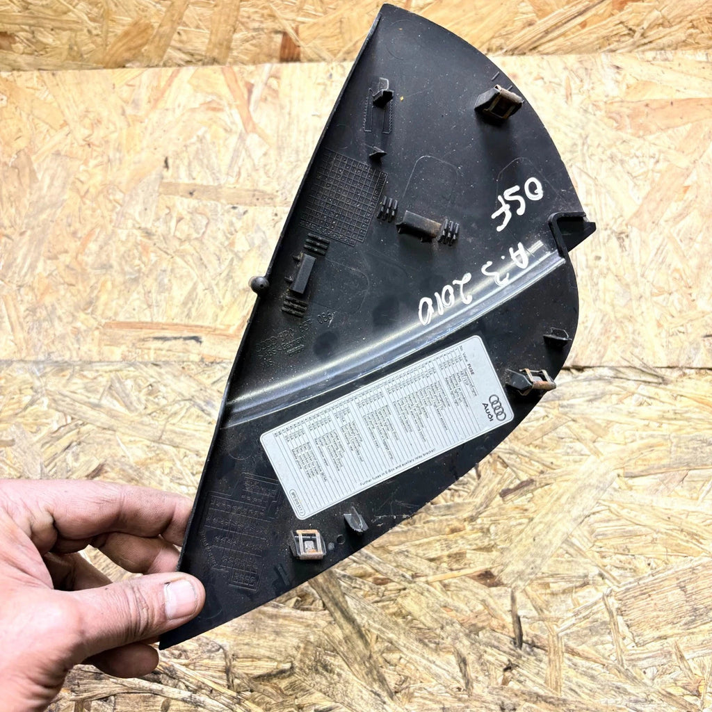 AUDI A3 2010 OFF SIDE DRIVER SIDE DASHBOARD END COVER CAP TRIM 8P0857086