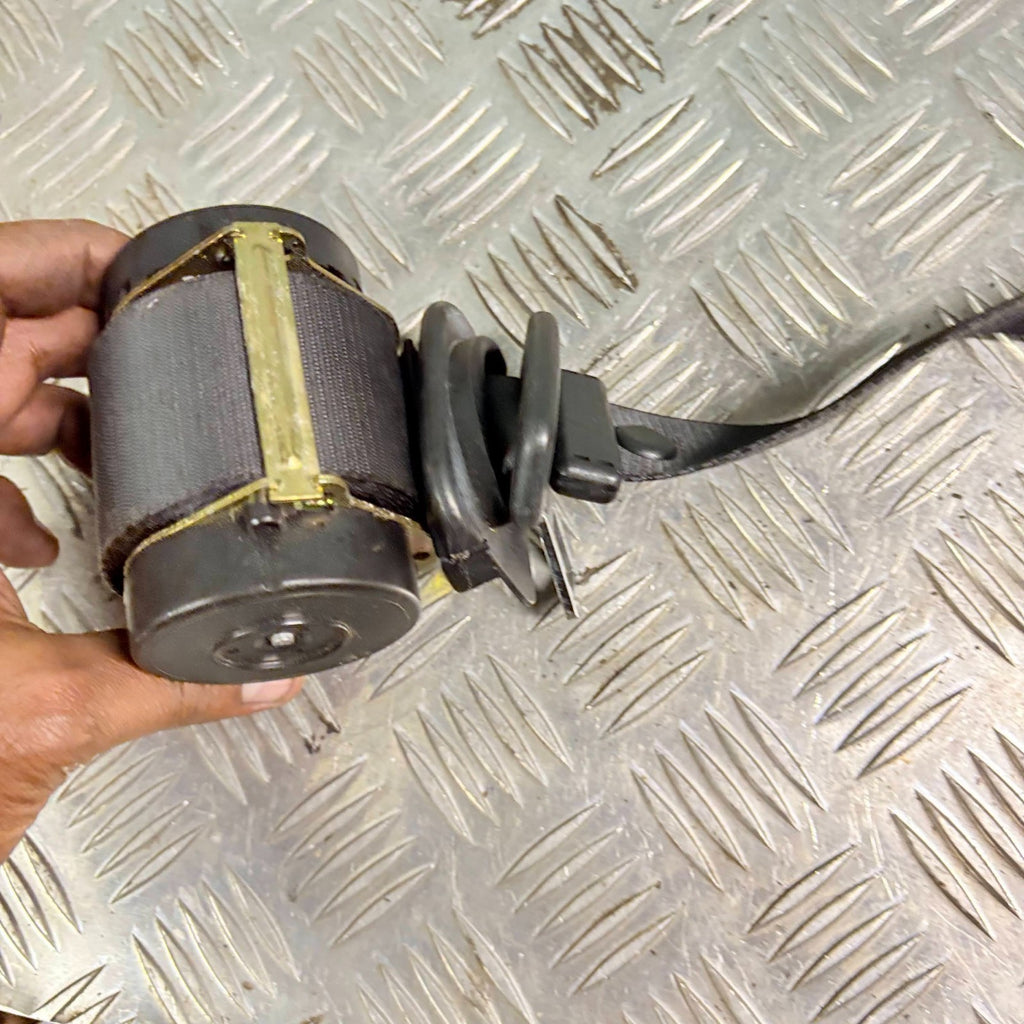 Bmw Mini Left Passenger N/S Rear Seat Belt 0430048