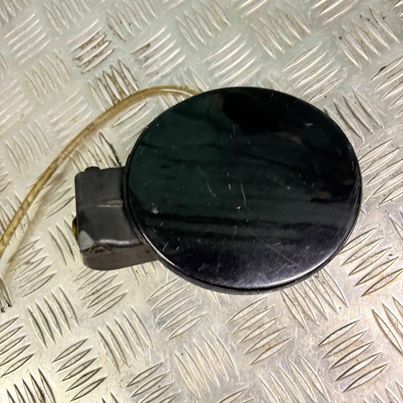 SKODA FABIA FUEL FILLER FLAP 2009 5 DOOR 1HO010092C