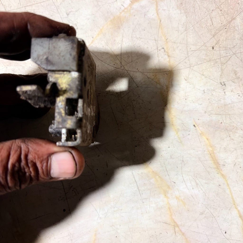 Mercedes Atego Hood Lock Mechanism 9737200235