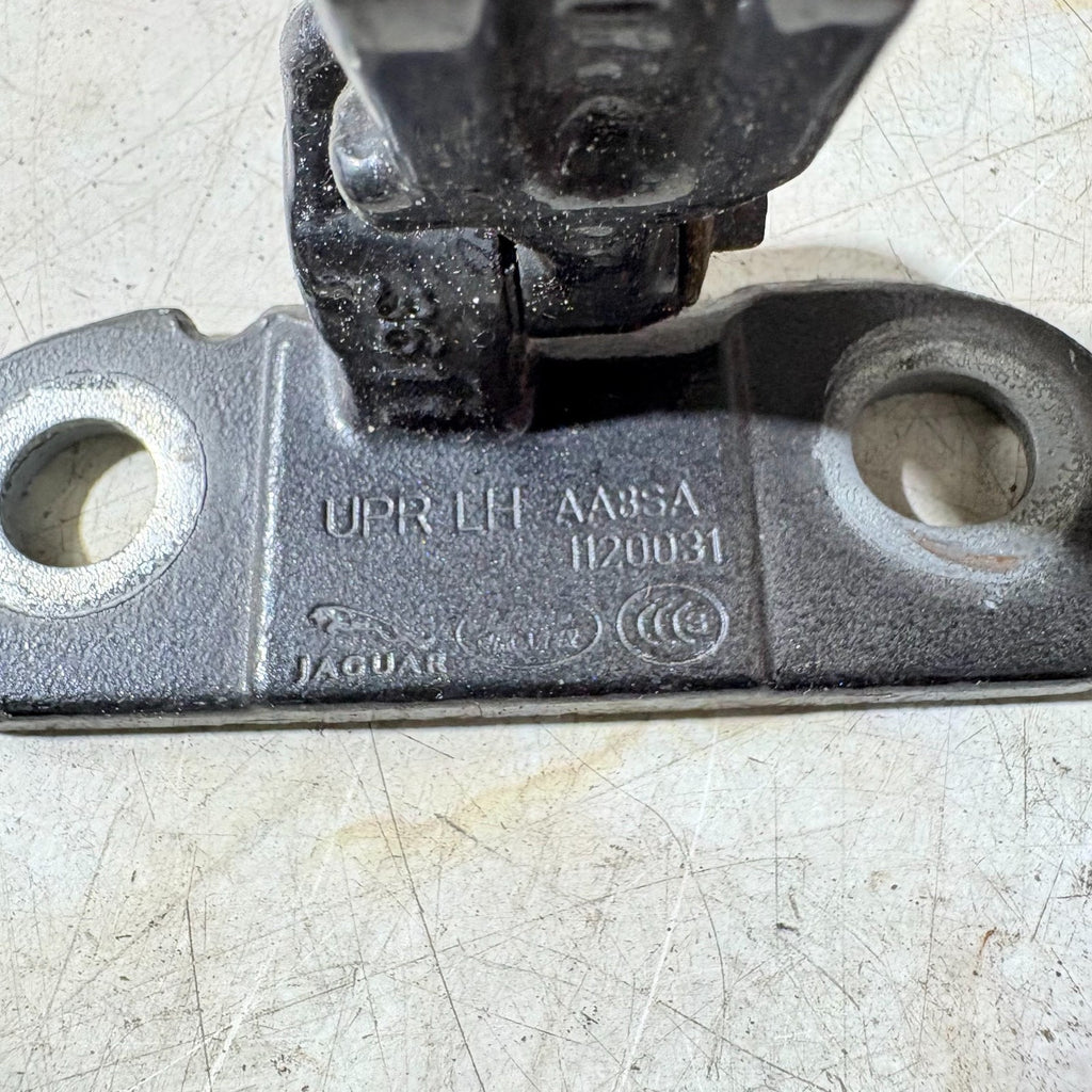 JAGUAR 2012 REAR RIGHT DOOR HINGE LOWER & FRONT LEFT HINGE UPPER AA8SA1120031