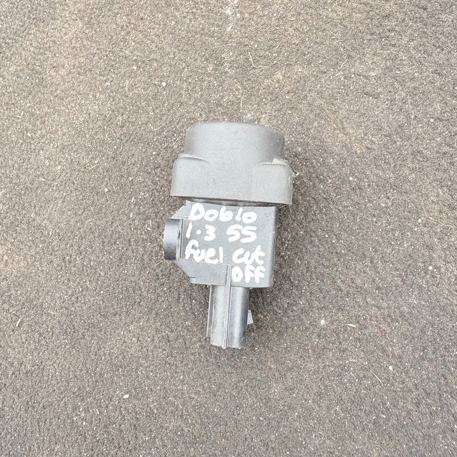 Fiat Doblo 1.3 MultiJet 2001-2010 Fuel Cut Off Inertia Switch 7790538