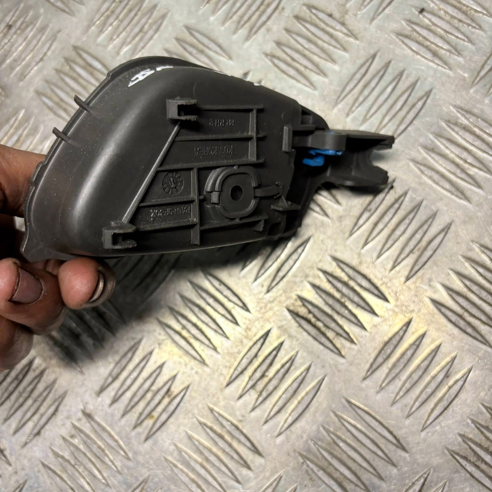 Chevrolet Spark 2013-2015/Spark EV 2013-2016 Front Right Inside Handle 9523344