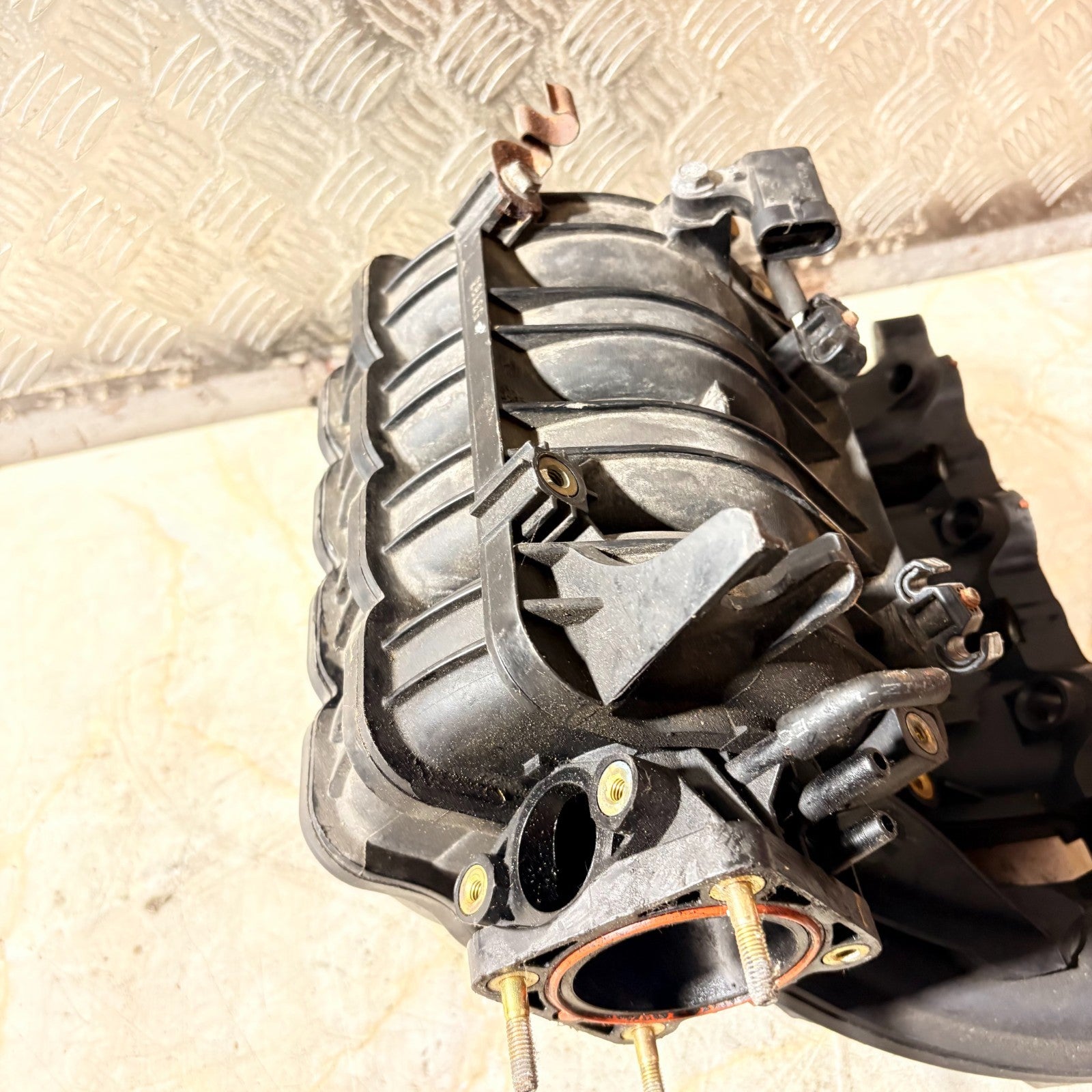 Chevrolet KALOS 2005-2009 1.4 PETROL INLET MANIFOLD 96452343
