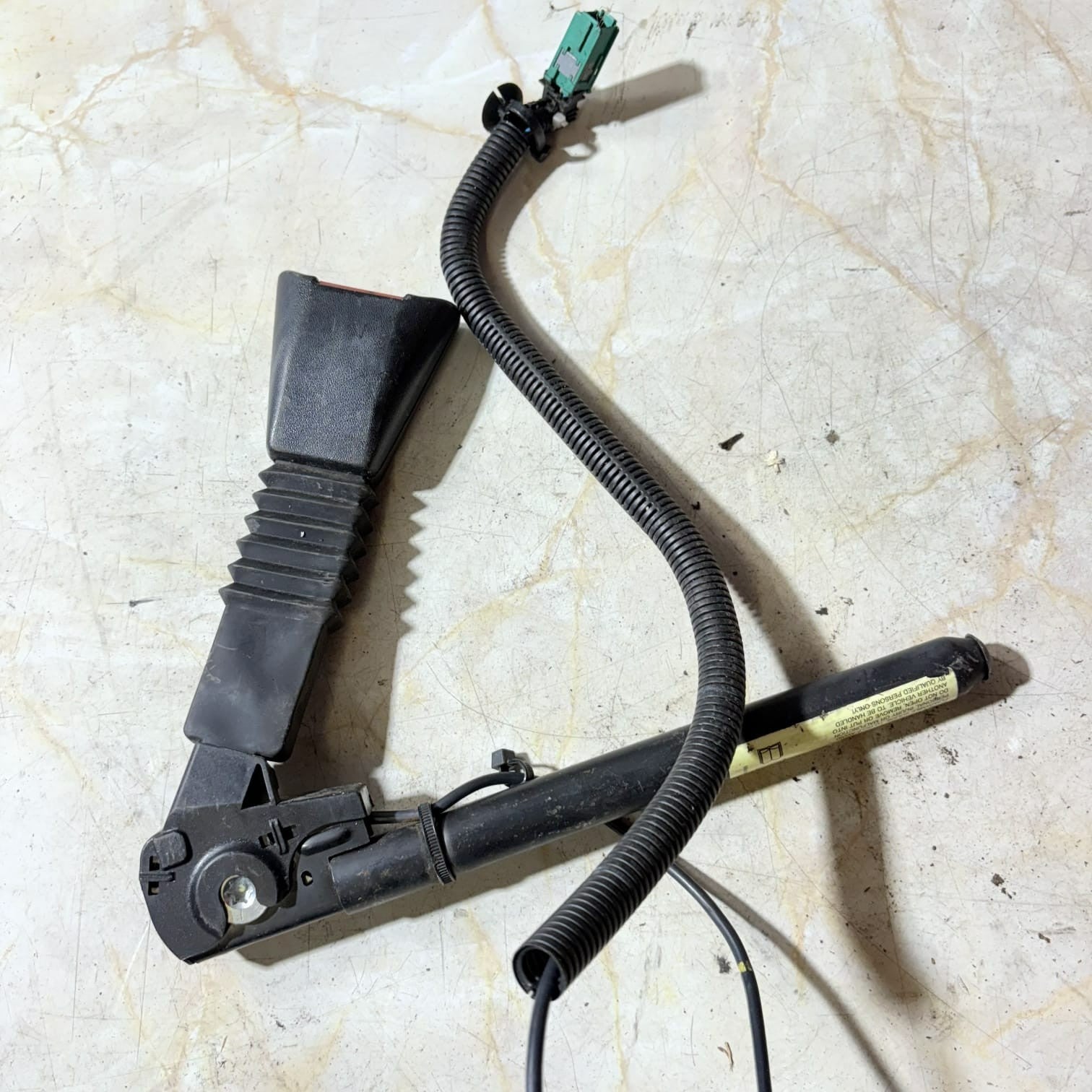 Vauxhall Corsa C 2000-2006 NSF Passenger Front Seat Belt Buckle Latch 09114885