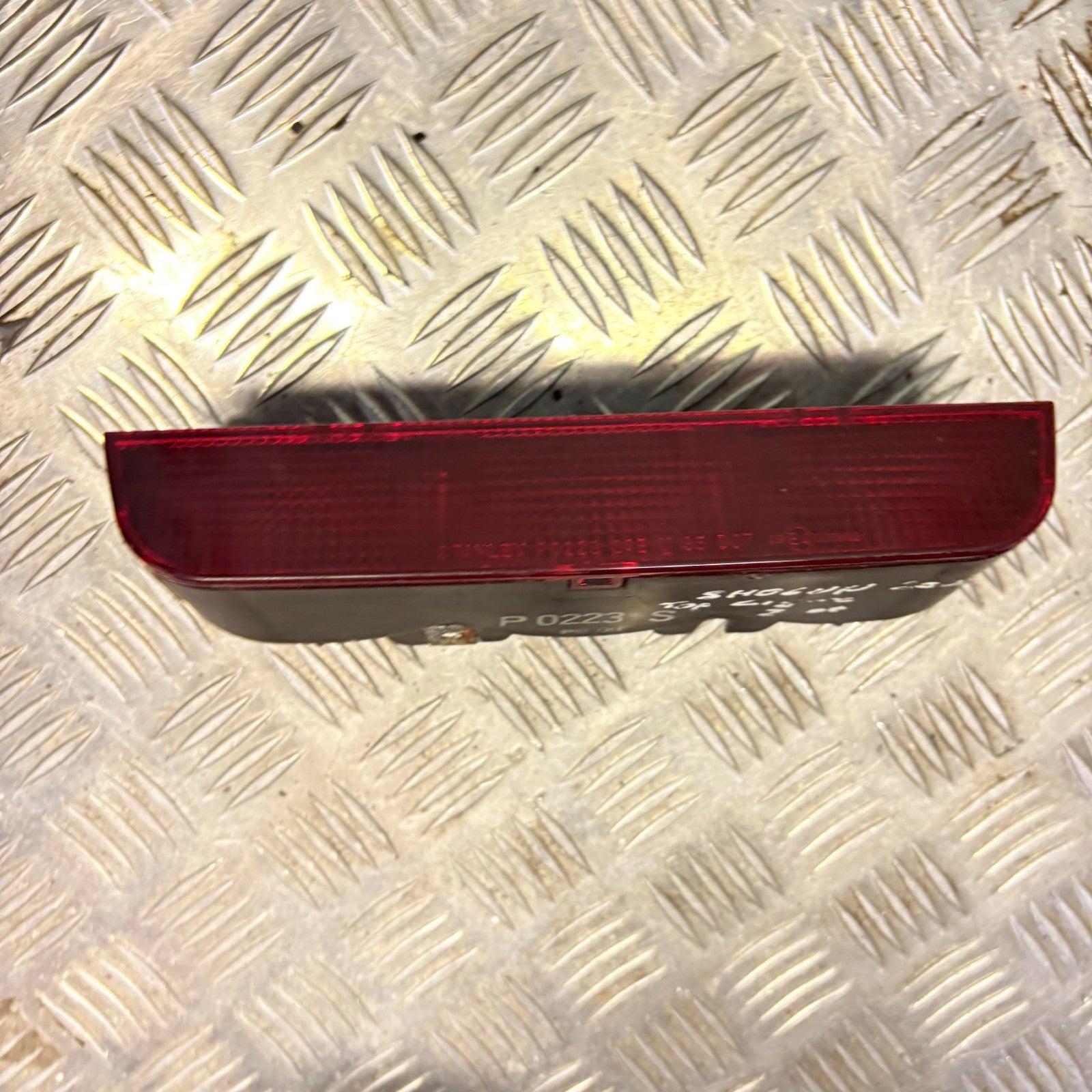 MITSUBISHI SHOGUN 2003 REAR HIGH LEVEL BRAKE LIGHT P0223S