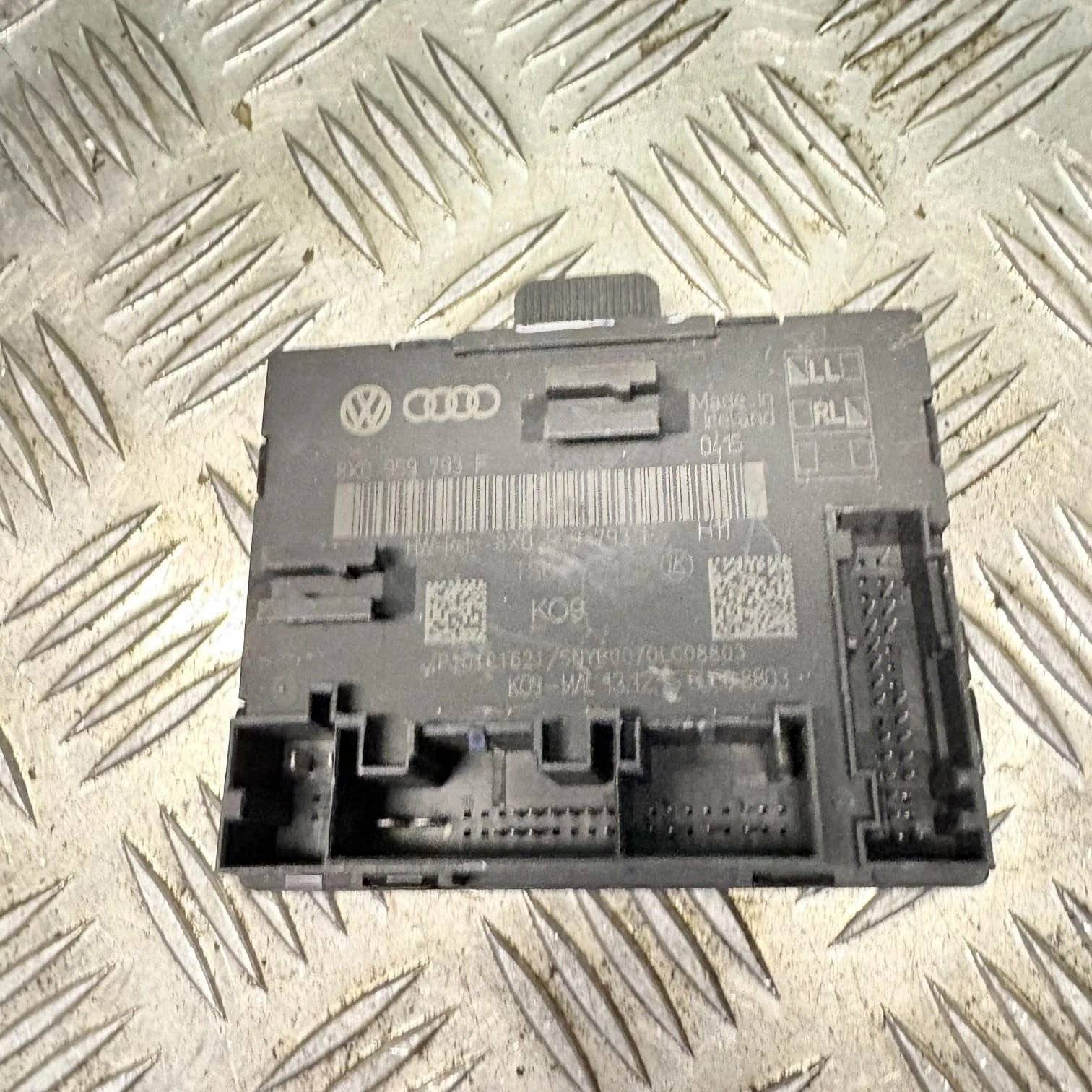 AUDI A1 DOOR CONTROL MODULE UNIT FRONT RIGHT DRIVER SIDE 8X MK1 2016- 8X0959793F
