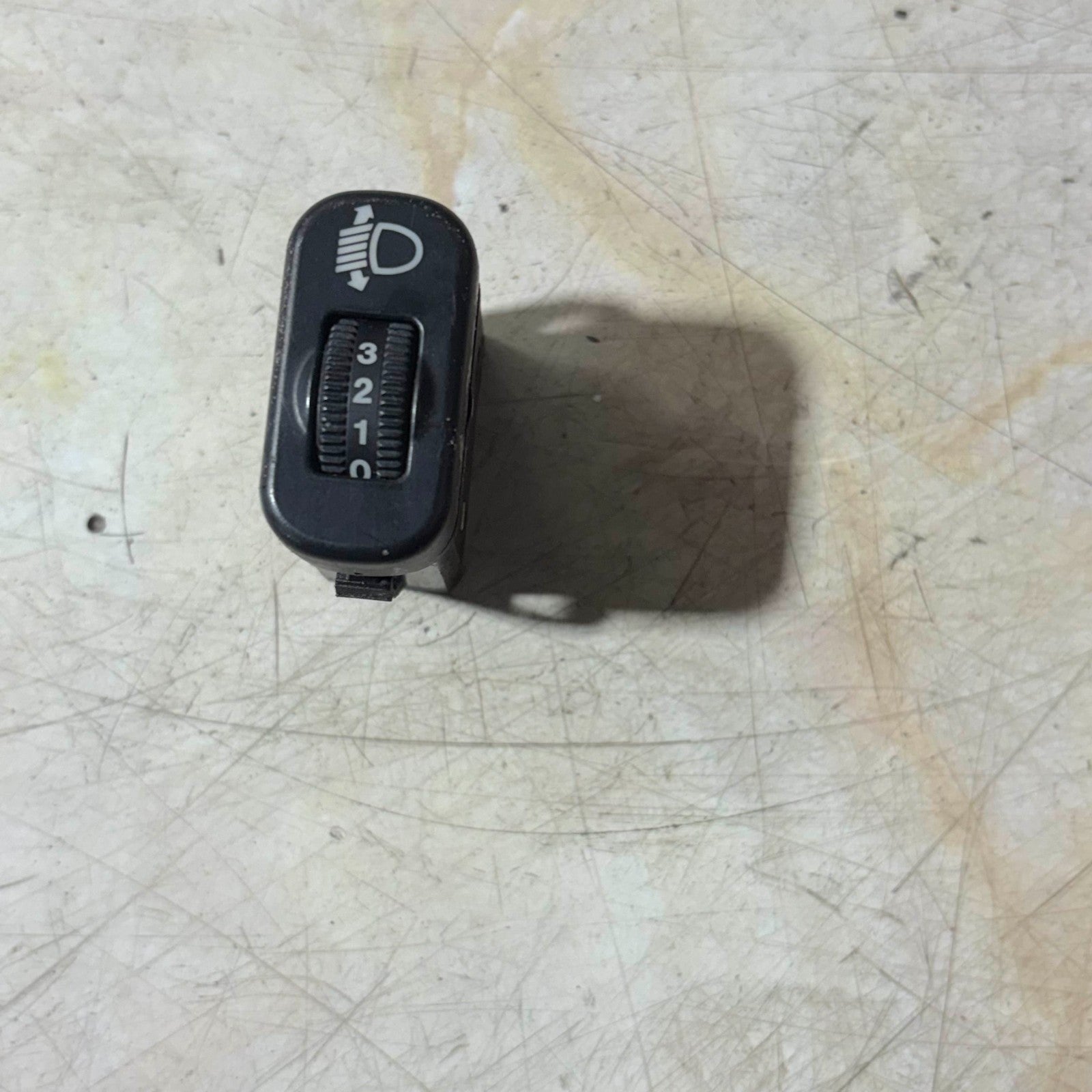 MERCEDES SPRINTER W906 06-13 LIGHT ADJUSTER SWITCH 0005445931