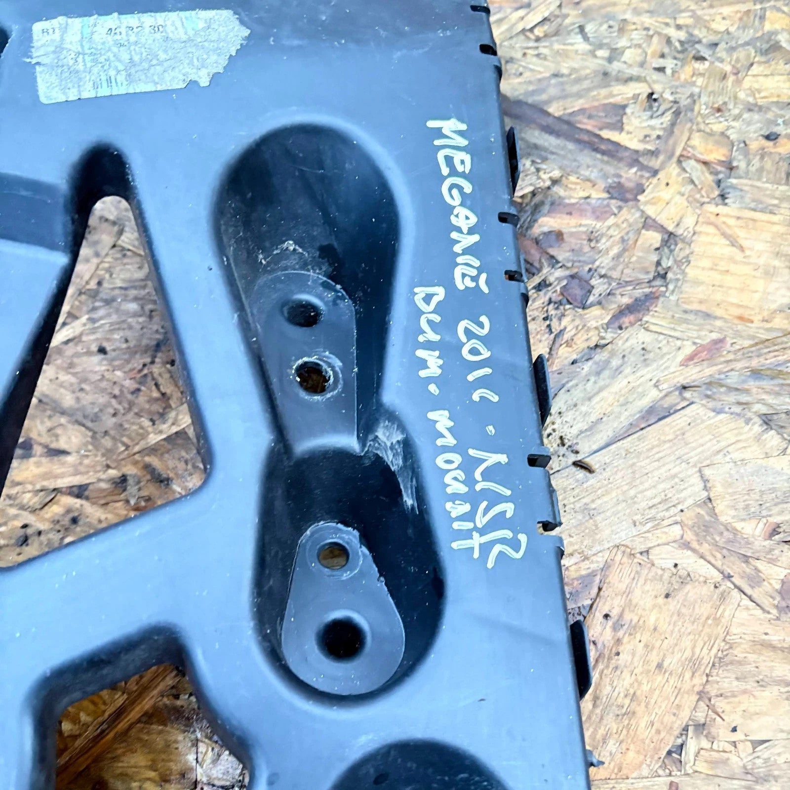 RENAULT MEGANE III 2009-2016 REAR LEFT SIDE BUMPER BRACKET 0001032274