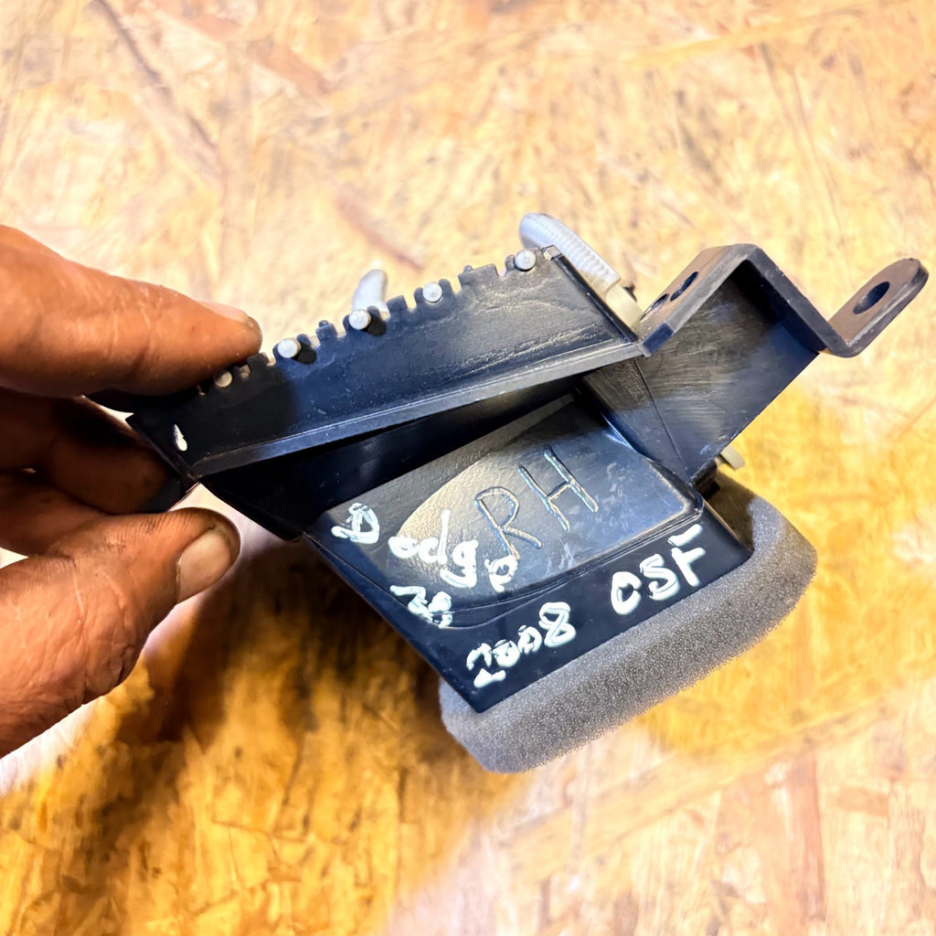 2008 DODGE DASH AIR VENT DRIVER RIGHT SIDE FRONT