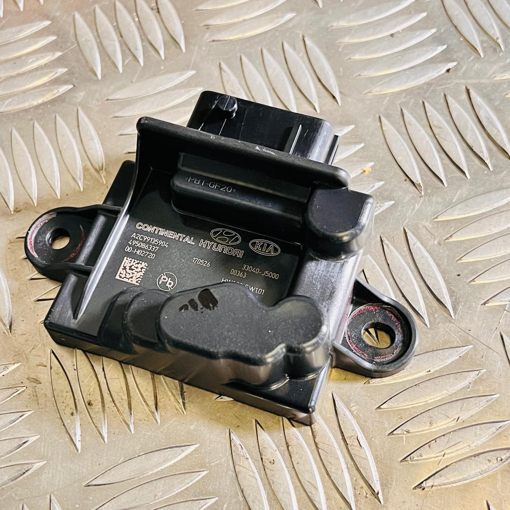 2019 KIA STINGER GT FUEL PUMP CONTROL MODULE ECU 33040-J5000