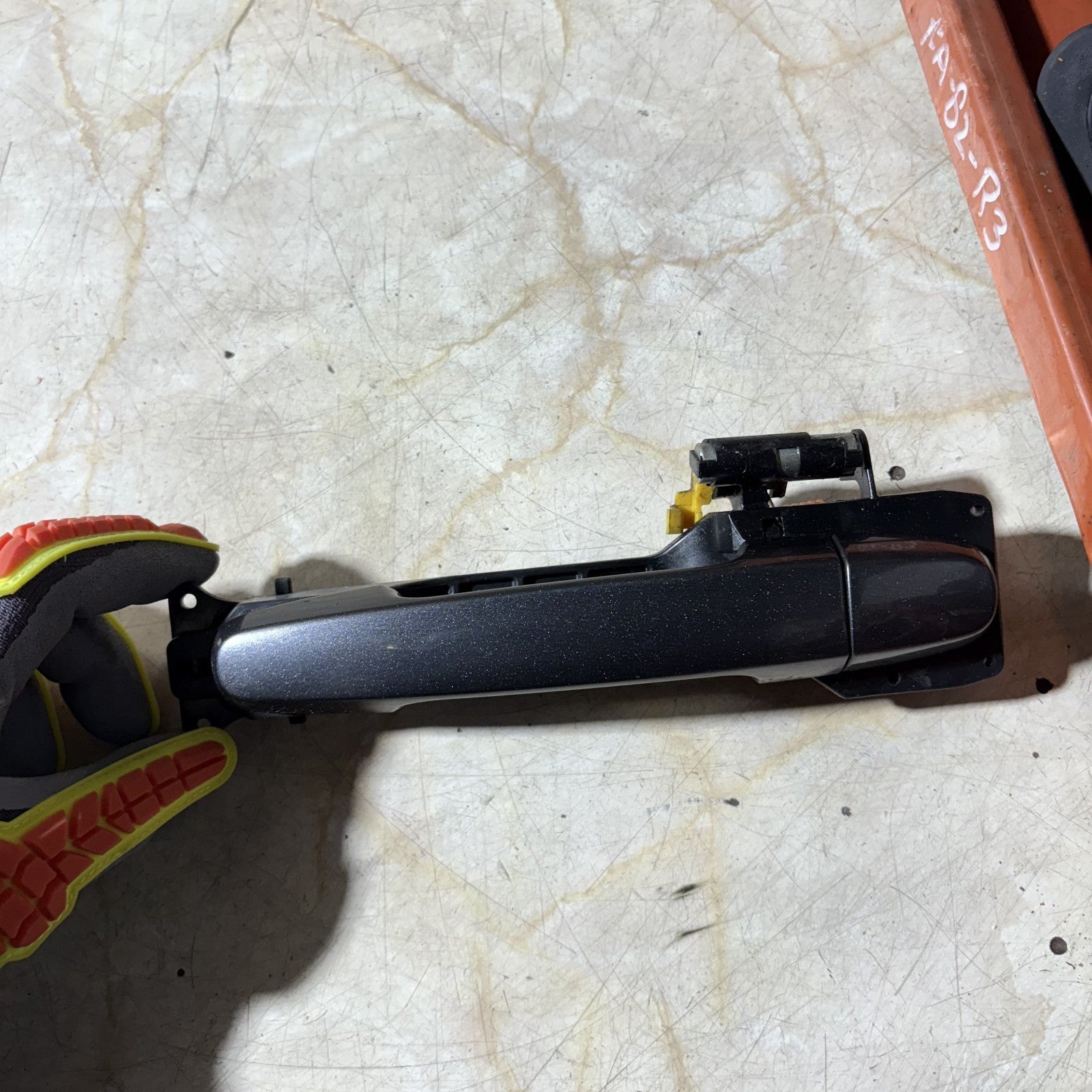 TOYOTA YARIS 2011 Left Passenger Side Front Door Exterior Handle