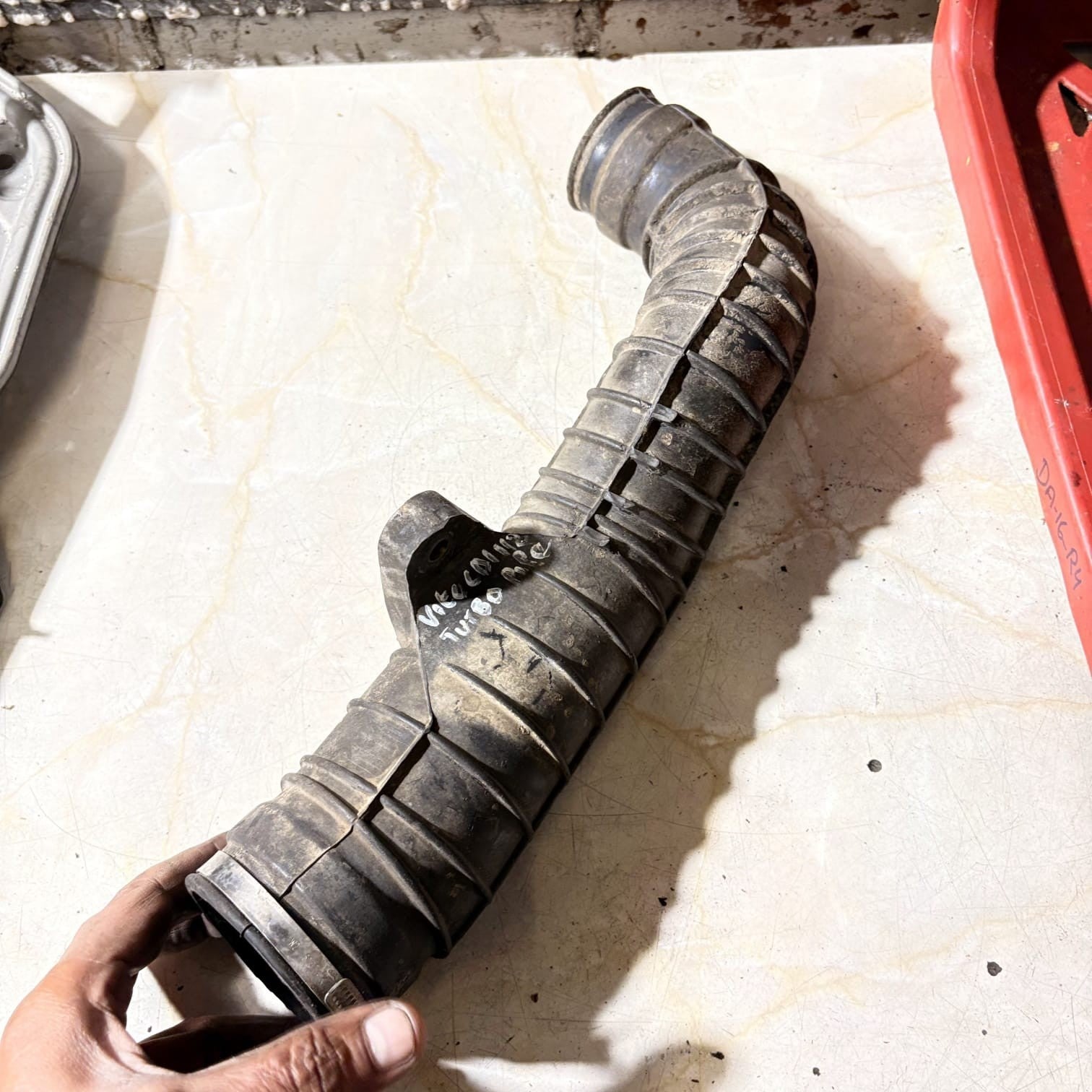 Mercedes Turbo Air Intercooler Intake Hose Pipe W638 Vito 110 112 CDI V220