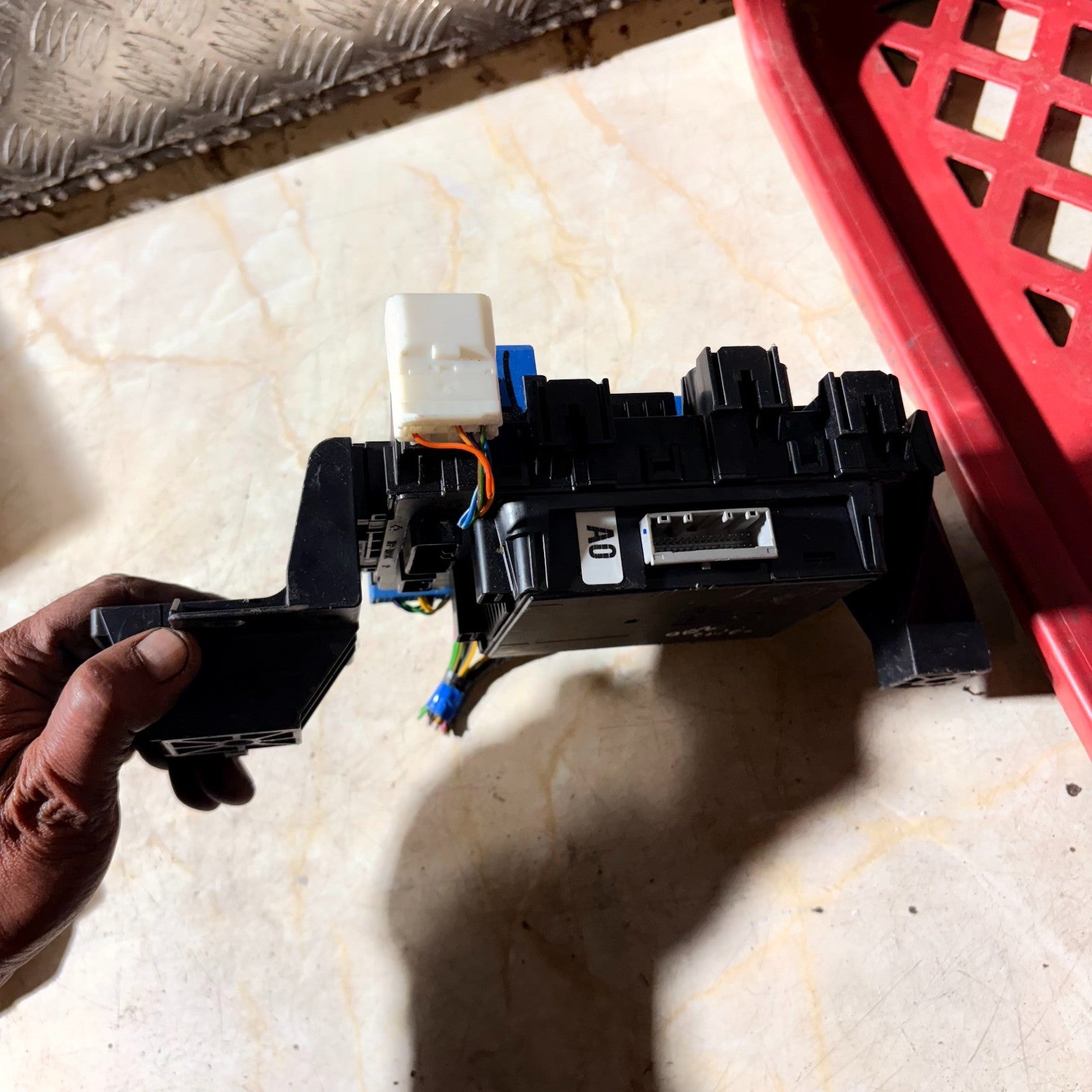Nissan Pixo 2009-2013 FUSE BOX UNDER DASHBOARD 68K10