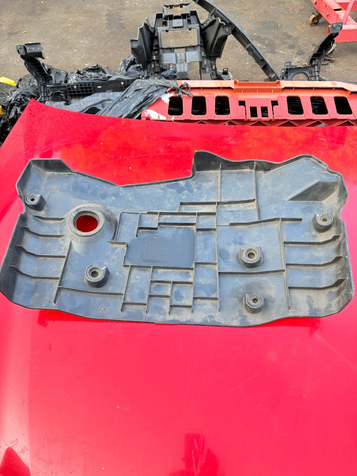 Jaguar S-Type X200 2.7 Diesel Engine Cover Trim 4R83-6A949-AD 2005-2008
