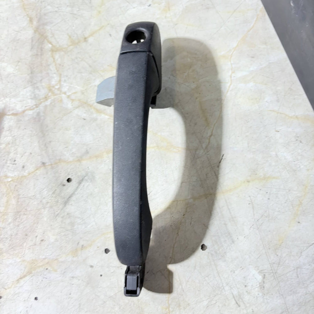 JEEP COMPASS PATRIOT 07-17 FRONT LEFT DOOR HANDLE KEYHOLE BEZEL COVER 05074189AG