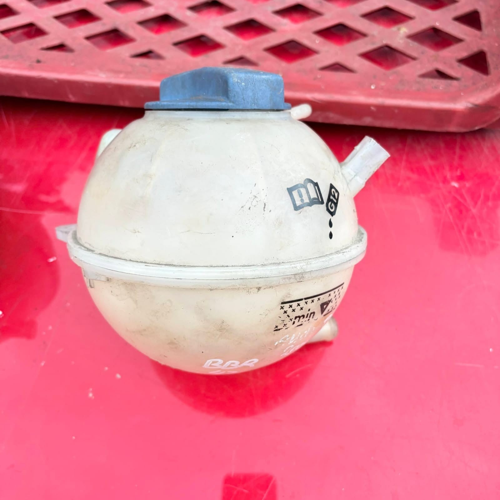 Audi TT Mk1 8N Coolant Expansion Tank Reservoir + Cap 1998-2006 1.8T 3.2 VR6
