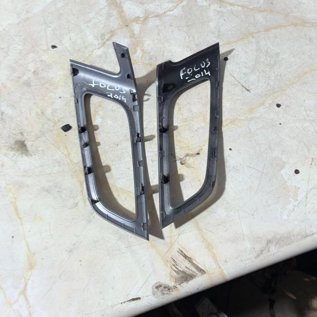 FORD FOCUS 2014 MK3 Instrument Panel Moulding Drivers Side/Passenger Side Trim