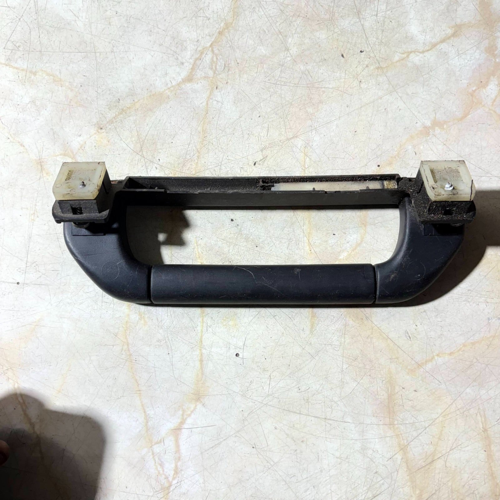 BMW X5 E53 2005 OVERHEAD GRAB HANDLE REAR RIGHT SIDE
