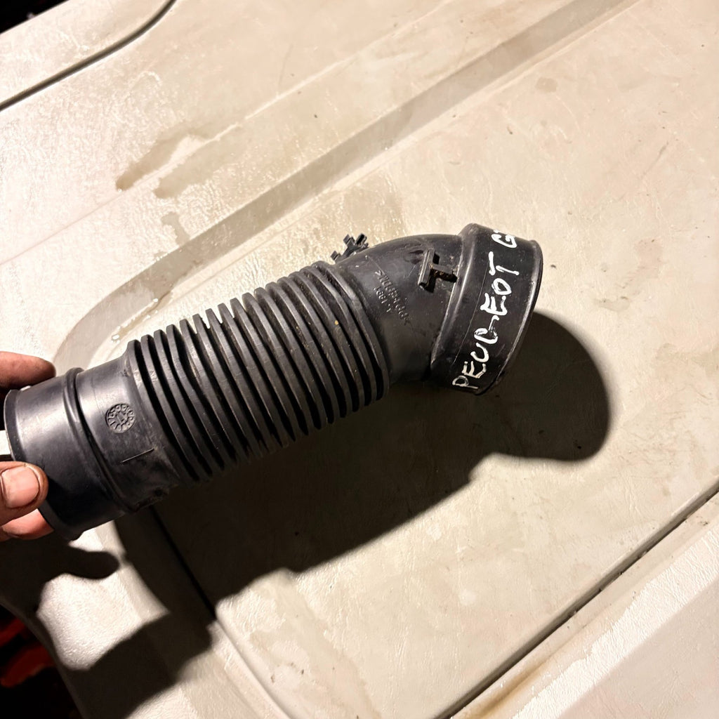 Air Intake Hose 9635638780 14265J Peugeot 206 00-09 307 02-08 XsaraPicasso 05-11