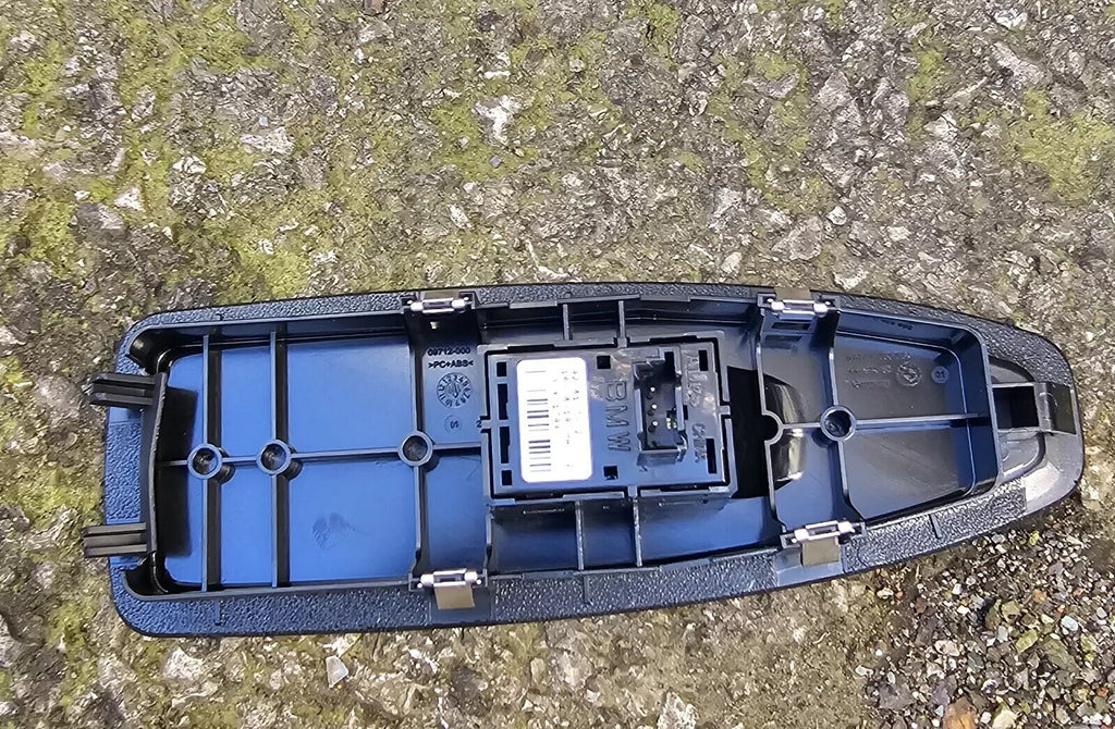 BMW 1 SERIES PASSENGERS NEARSIDE FRONT ELECTRIC WINDOW SWITCH 2015 5 DOOR HATCH