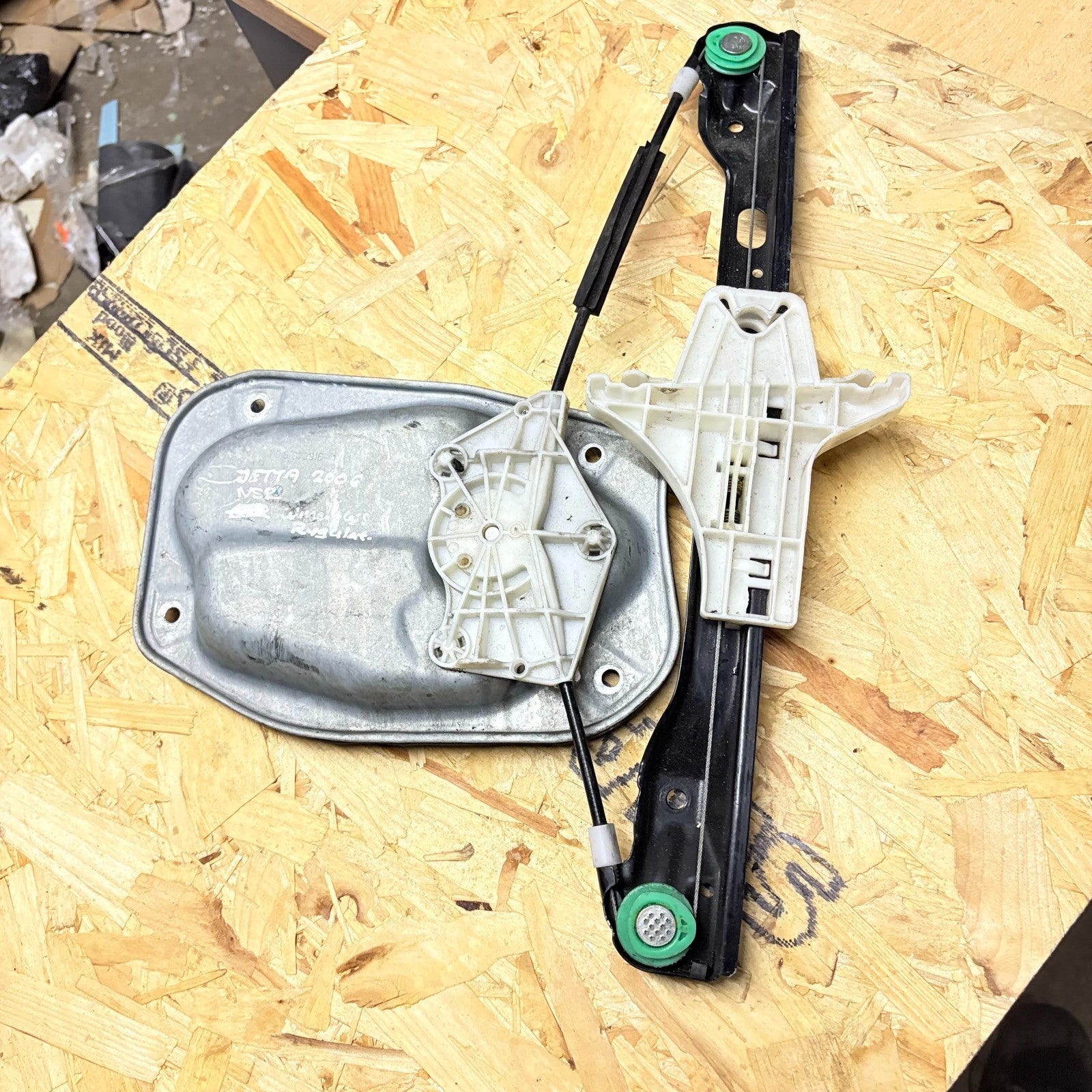 Volkswagen Jetta 2006-2010 Window Regulator Passenger Left Rear 1K5839461