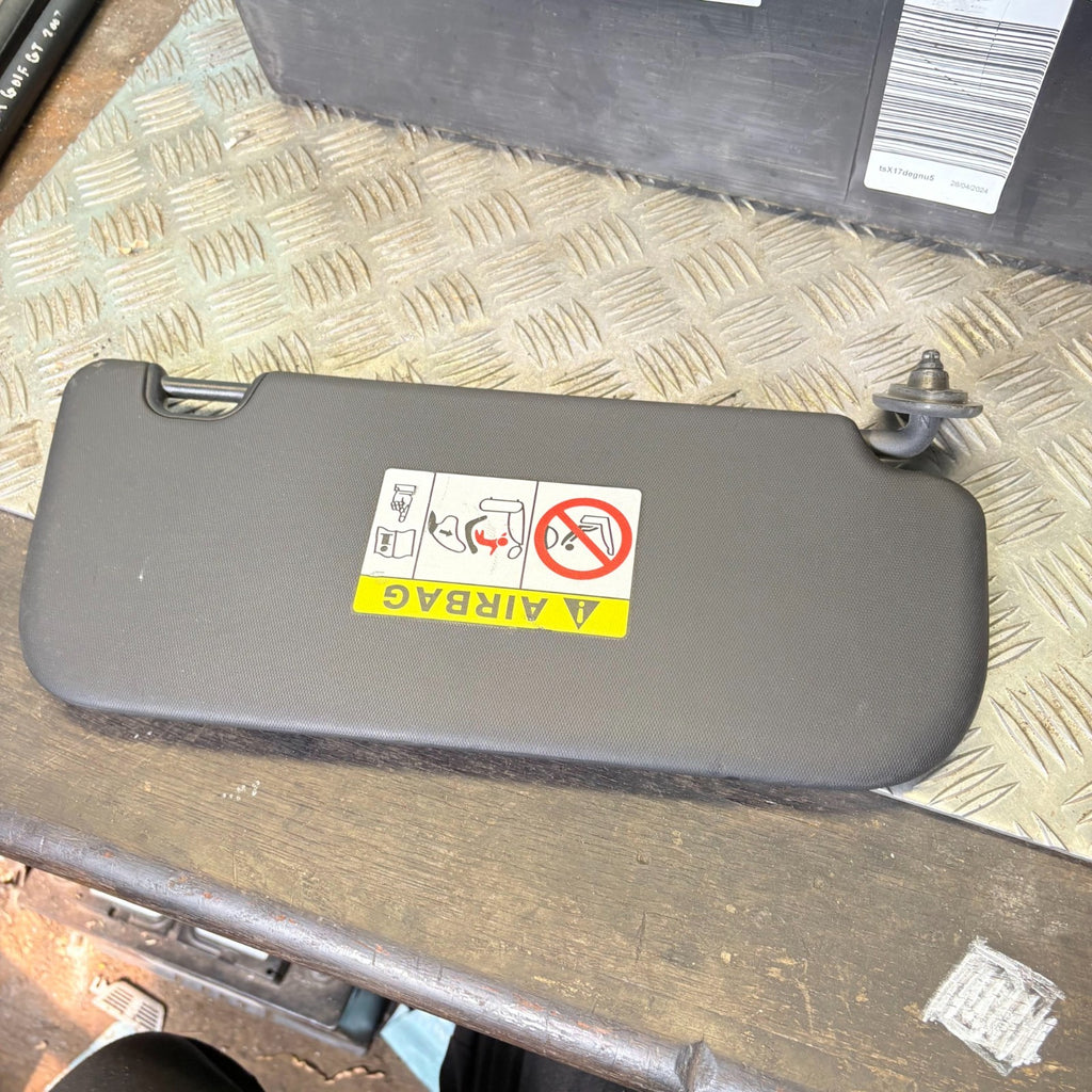 Kia Soul Mk2 PS 2014-2019 Left LH Sun Visor Black Vanity Mirror