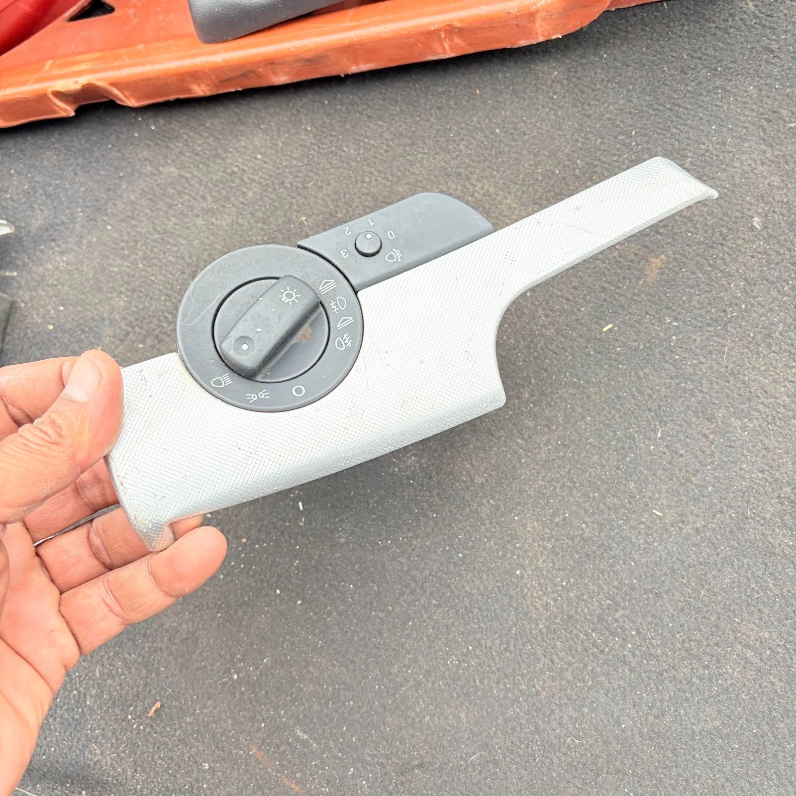 Audi A4 Headlight Control Switch with Fog Light 2008 to 2012 8E2853190