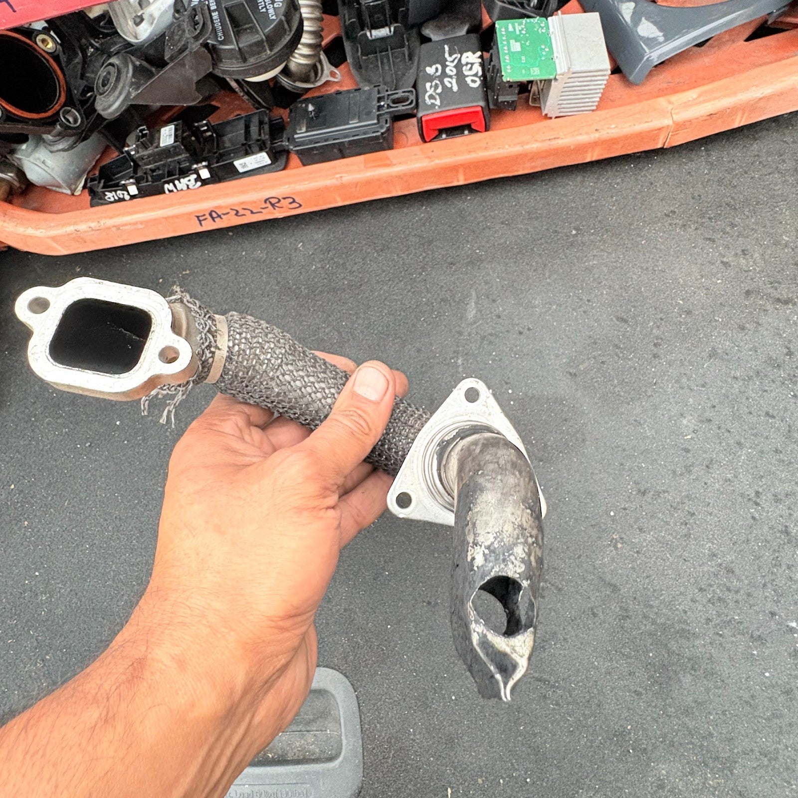 VAUXHALL INSIGNIA EGR Valve Connector tube pipe 2008-2013