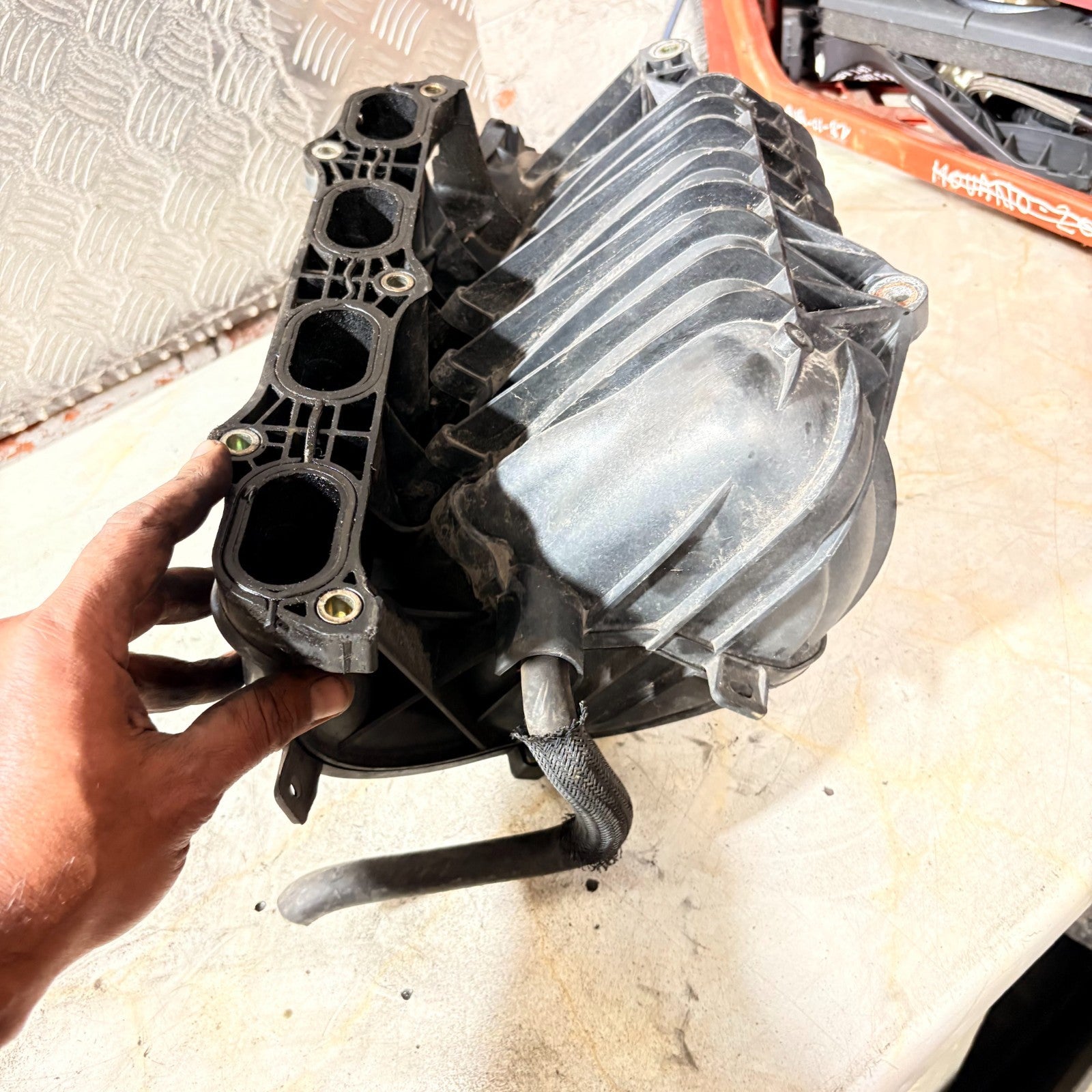 Toyota RAV4 Mk2 XA20 2.0 VVT-i 1AZ-FE Intake/Inlet Manifold 2000-2005
