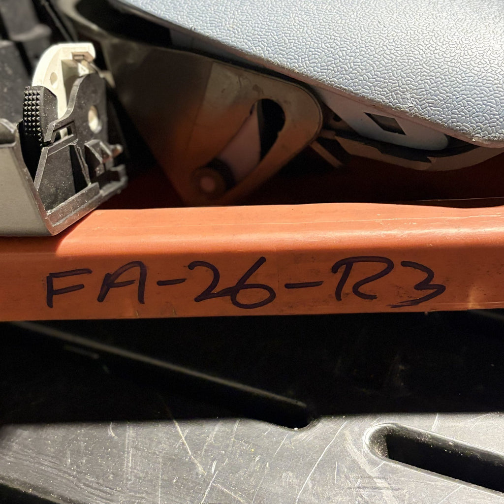 Toyota Aveensis 2003-2009 Body Control Module Junction Box 150 696