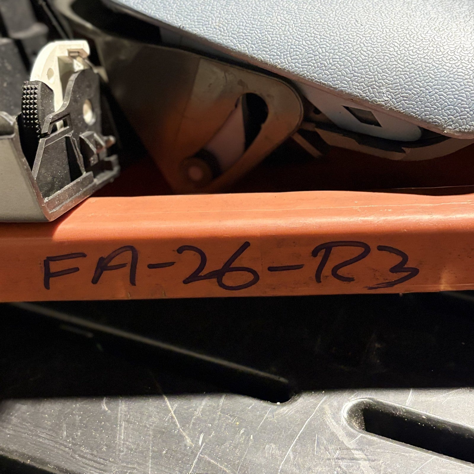 Toyota Aveensis 2003-2009 Body Control Module Junction Box 150 696