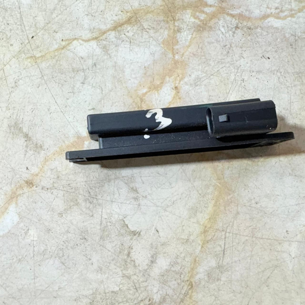 RANGE ROVER VELAR 2017-2023 KEYLESS ENTRY ANTENNA MODULE AH4215K603AA